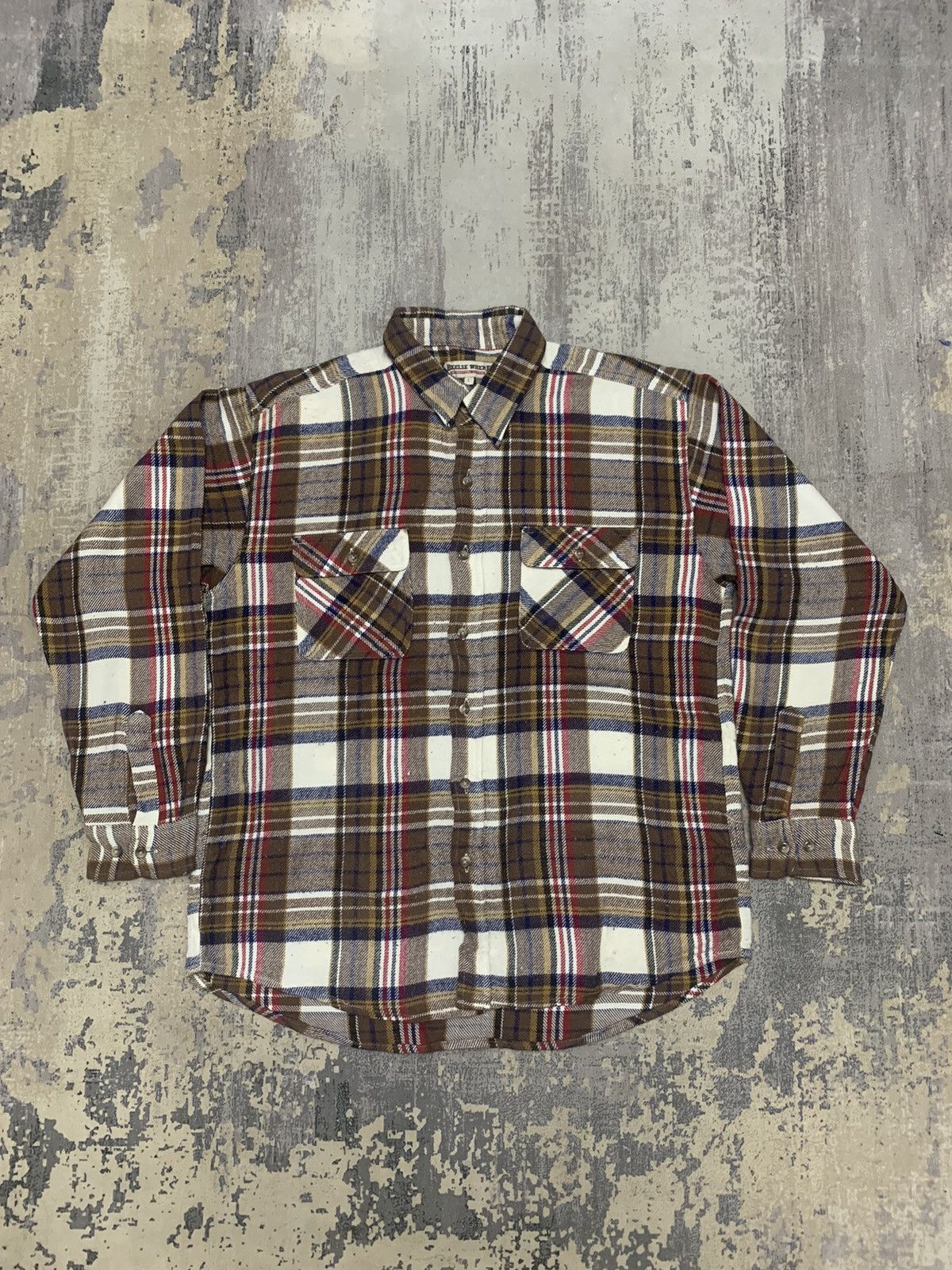 Japanese Brand RARE ARCHIVE BROWN TARTAN DOUBLE POCKET FLANNEL SHIRT Size US L / EU 52-54 / 3 - 1 Thumbnail