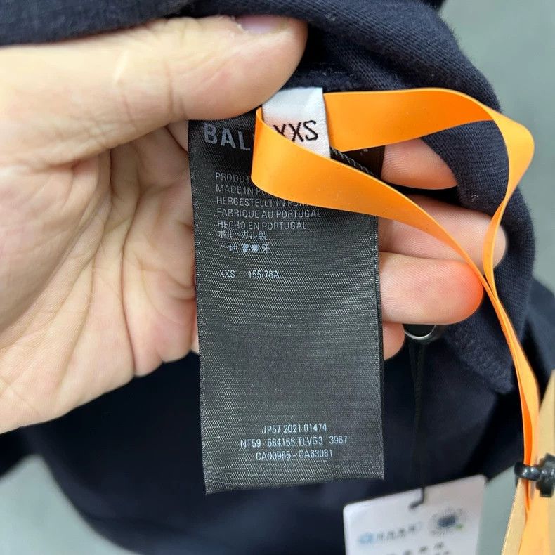 Balenciaga Balenciaga No comment declaration Cracked printed washed s Size US XXS / EU 40 - 4 Thumbnail