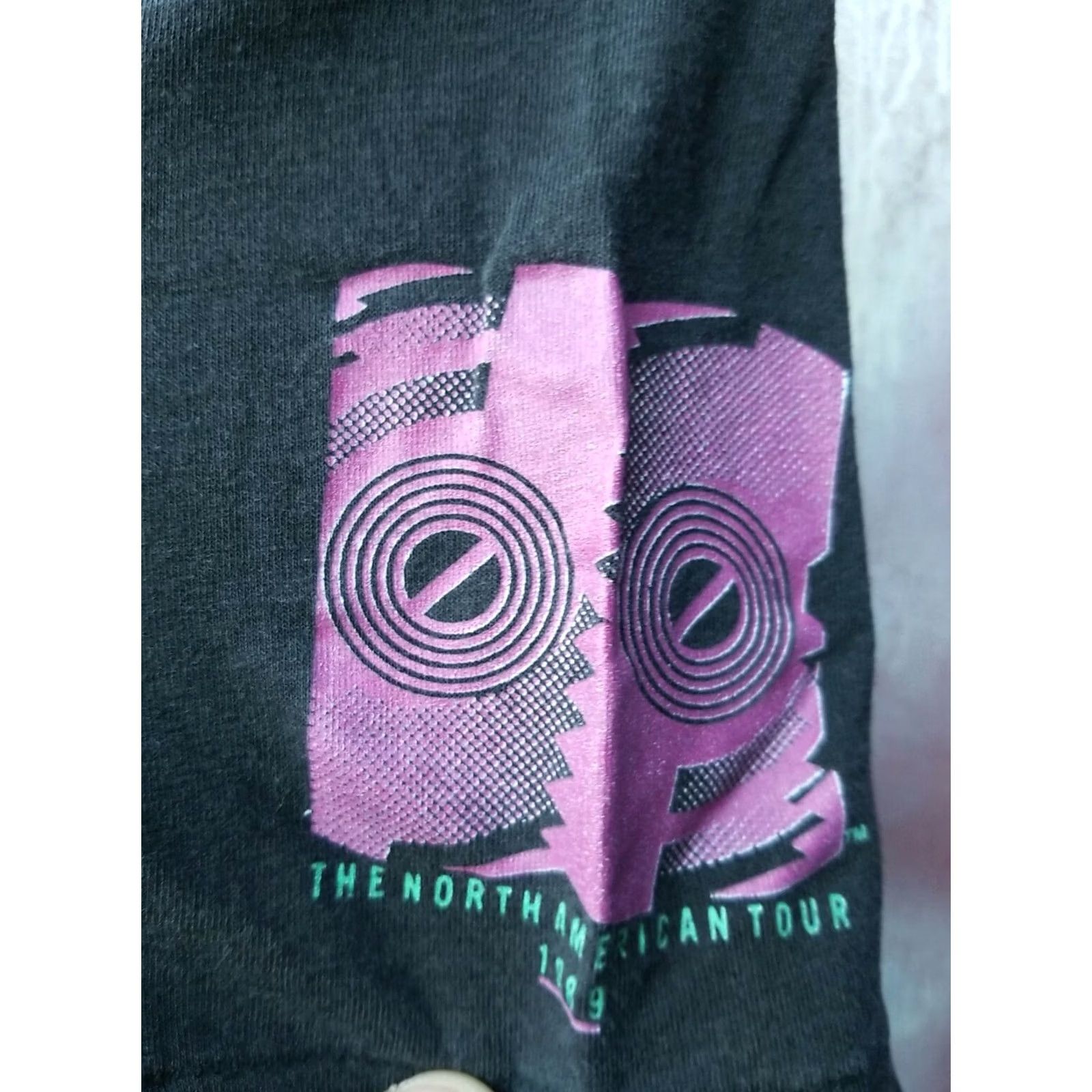 Vintage VTG Rolling Stones North American Tour Shirt L Mick Jagger Black 1989 1980s Graphic Tee Mens Size US L / EU 52-54 / 3 - 2 Thumbnail
