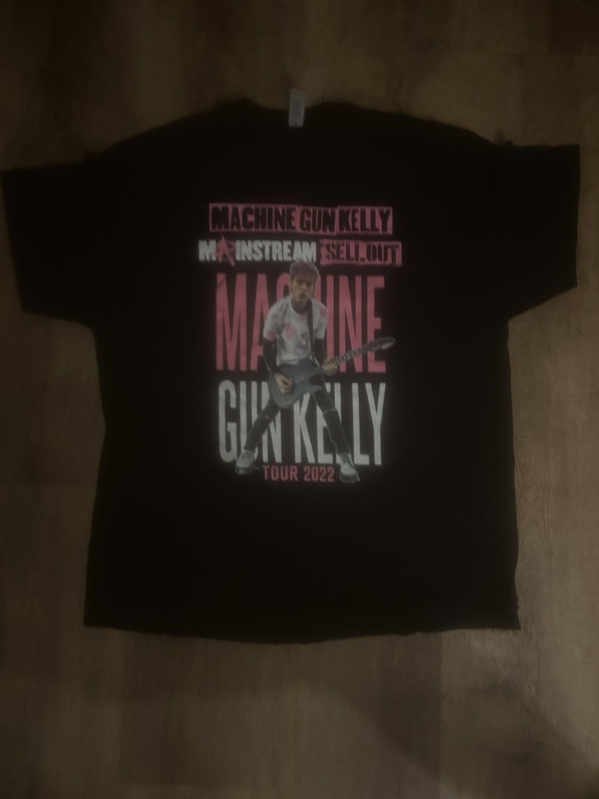 Band Tees MGK “Mainstream Sellout” Tour Size US L / EU 52-54 / 3 - 1 Thumbnail