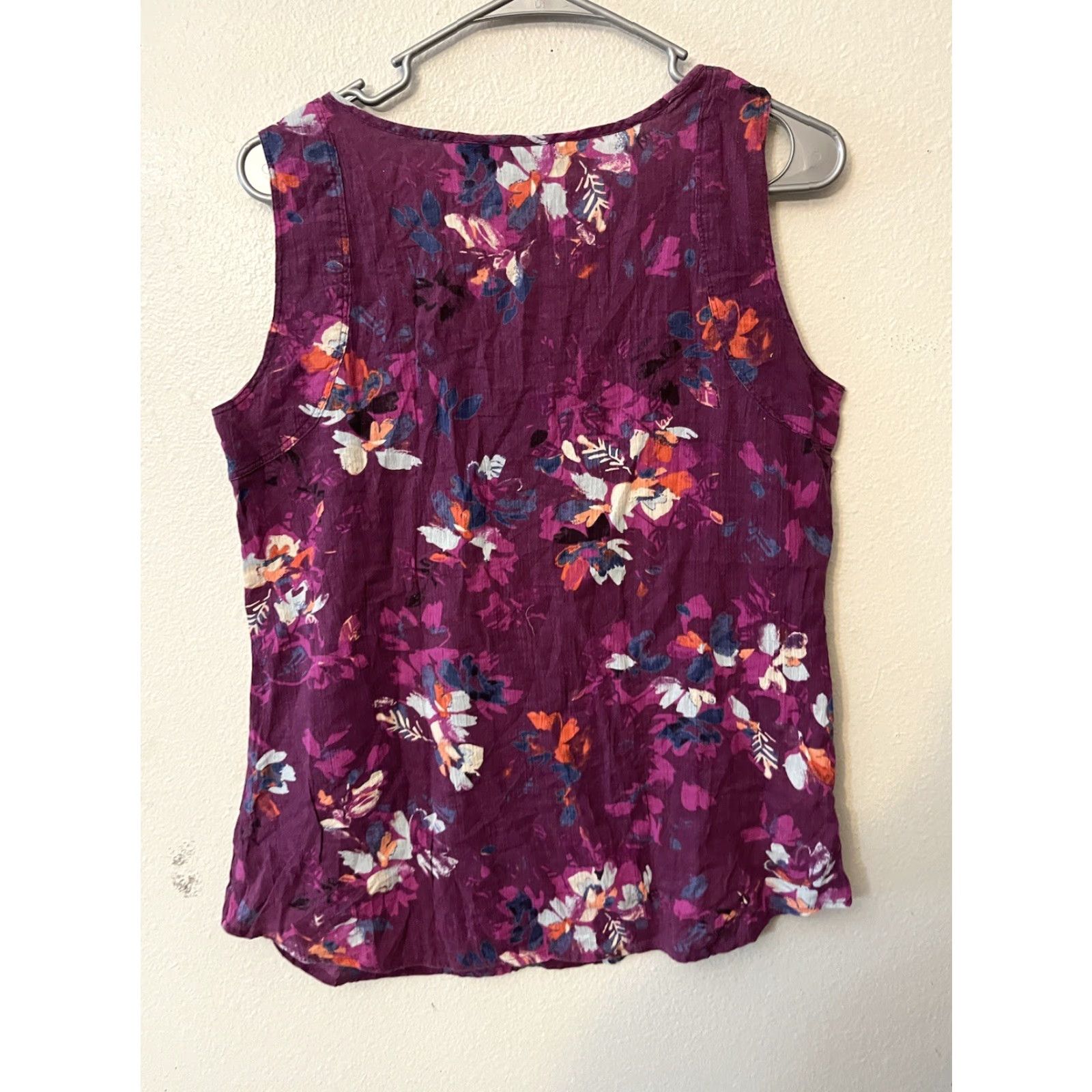 Eddie Bauer Eddie Bauer Blouse Shirt Women Medium Purple Tank Top Sleeveless Knit Rayon Scoop Neck Pullover Lightweight Floral Pattern Casual Womens Size M / US 6-8 / IT 42-44 - 3 Thumbnail