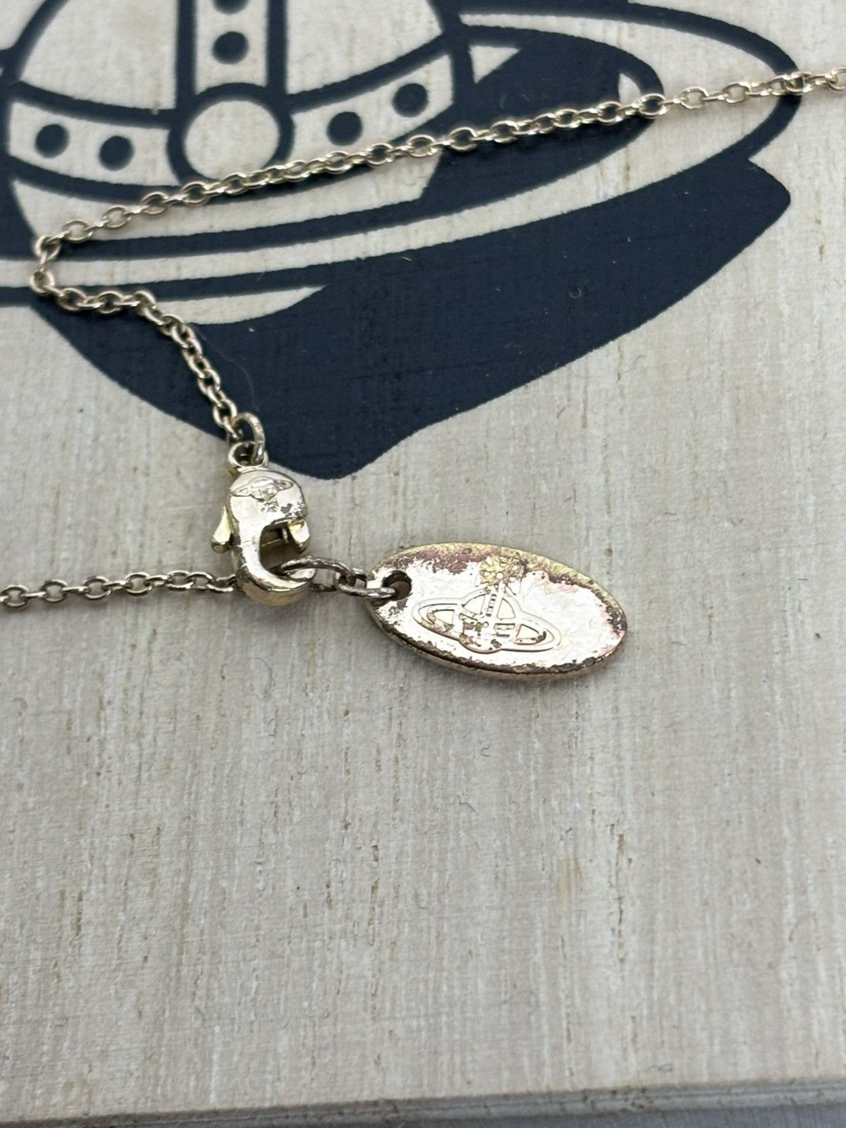 Vivienne Westwood Vivienne Westwood Love Inscription Pendant Necklace Gold Size ONE SIZE - 5 Thumbnail