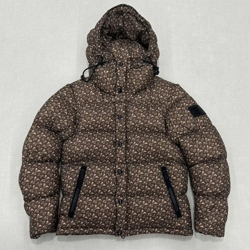 Burberry Burberry Brown Printed Short Down Jacket Size US S / EU 44-46 / 1 - 1 Thumbnail