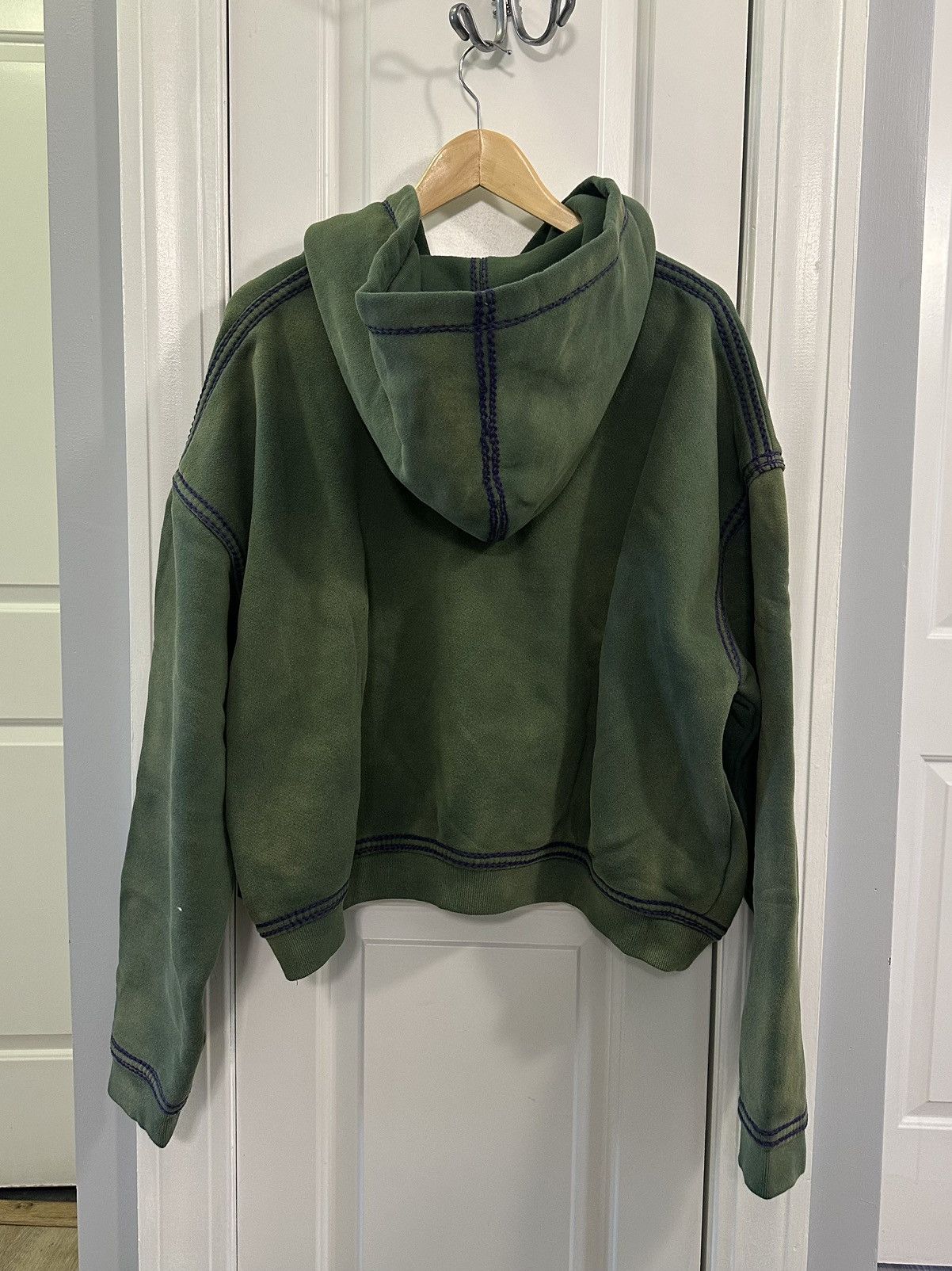 The GV Gallery Raspberry Skunk Zip Up (M) Size US M / EU 48-50 / 2 - 2 Thumbnail