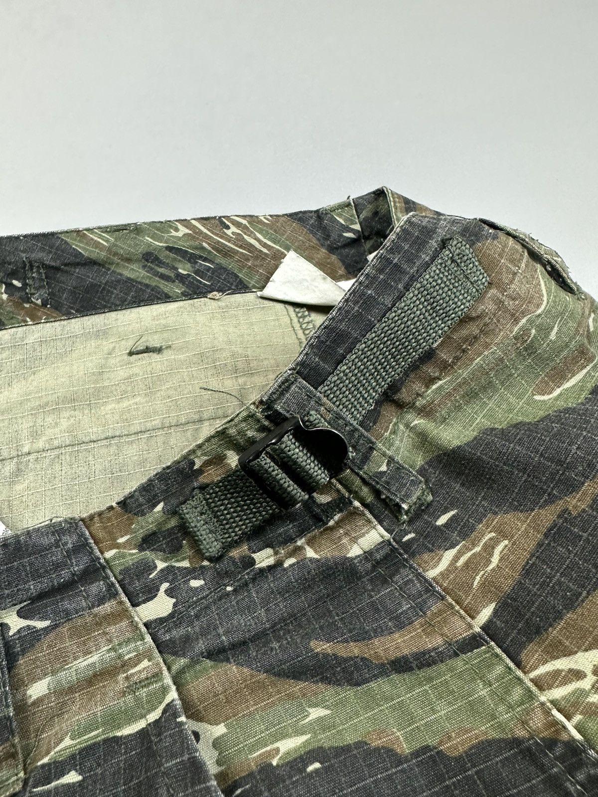 Other Tactical Military Cargo Shorts Khaki S Size US 28 / EU 44 - 5 Thumbnail