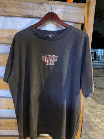 Band Tees RARE VINTAGE BLINK 182 BUNNY RABBIT COVER 1999-2000s Size US XL / EU 56 / 4 - 1 Thumbnail