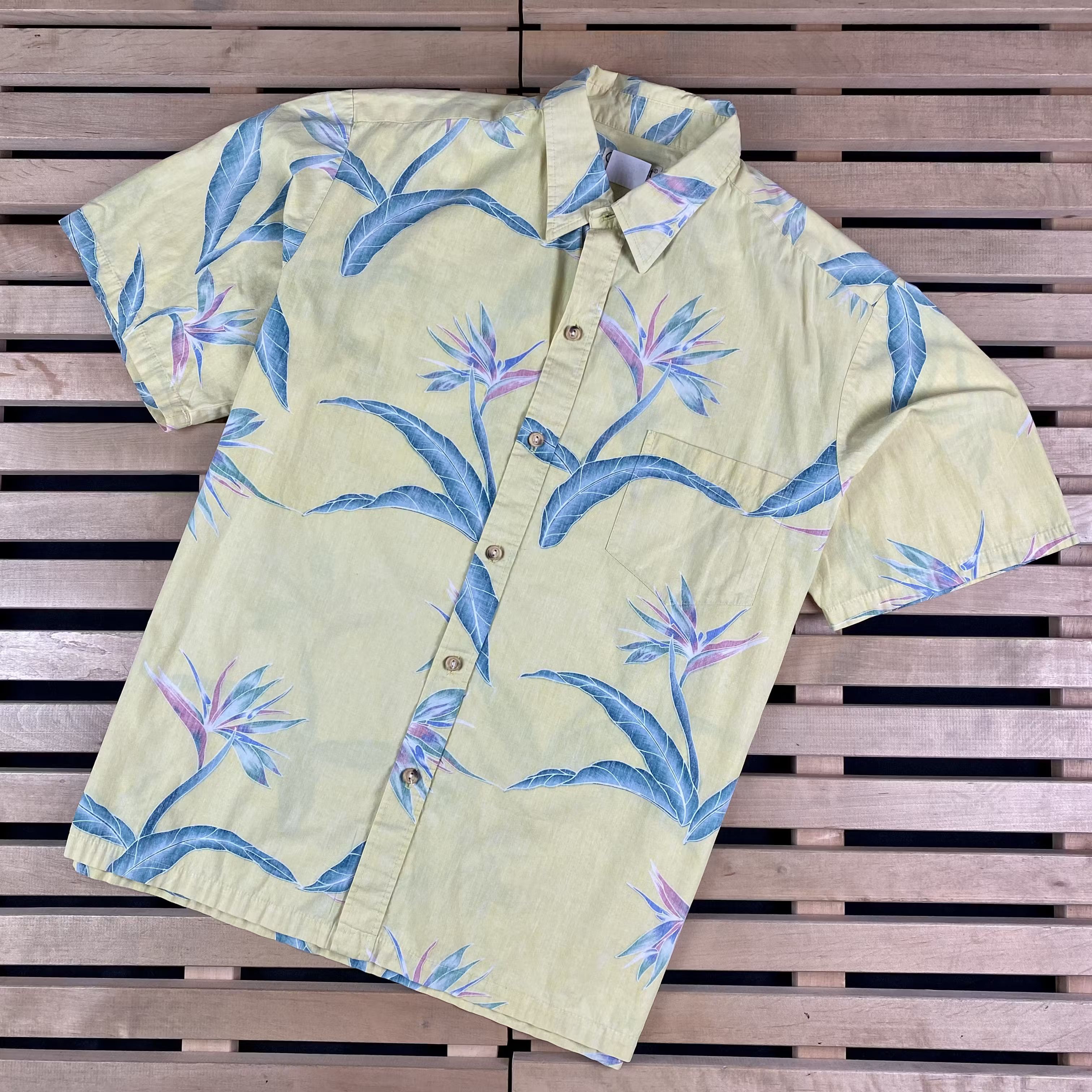 Vintage Mens Hawaiian Shirt Vintage Cooke Street Size XL USA Size US XL / EU 56 / 4 - 1 Thumbnail