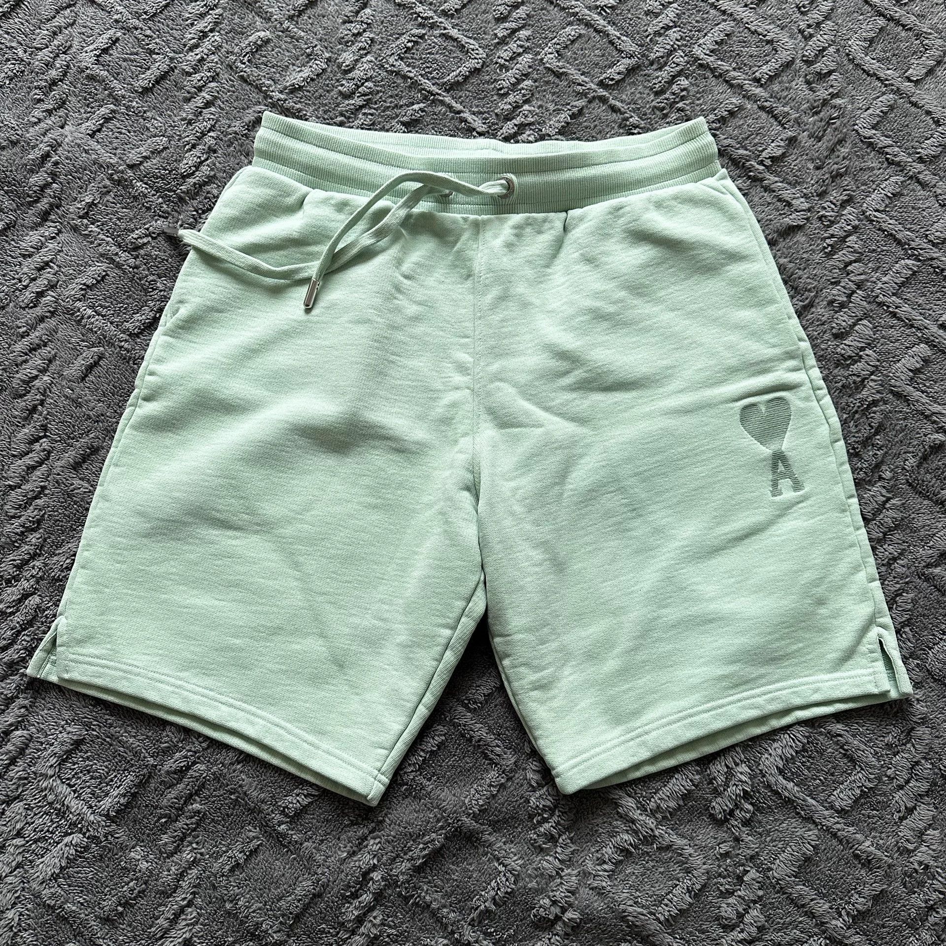 AMI Mint Green Heart Embroidered Shorts Size US 28 / EU 44 - 1 Thumbnail