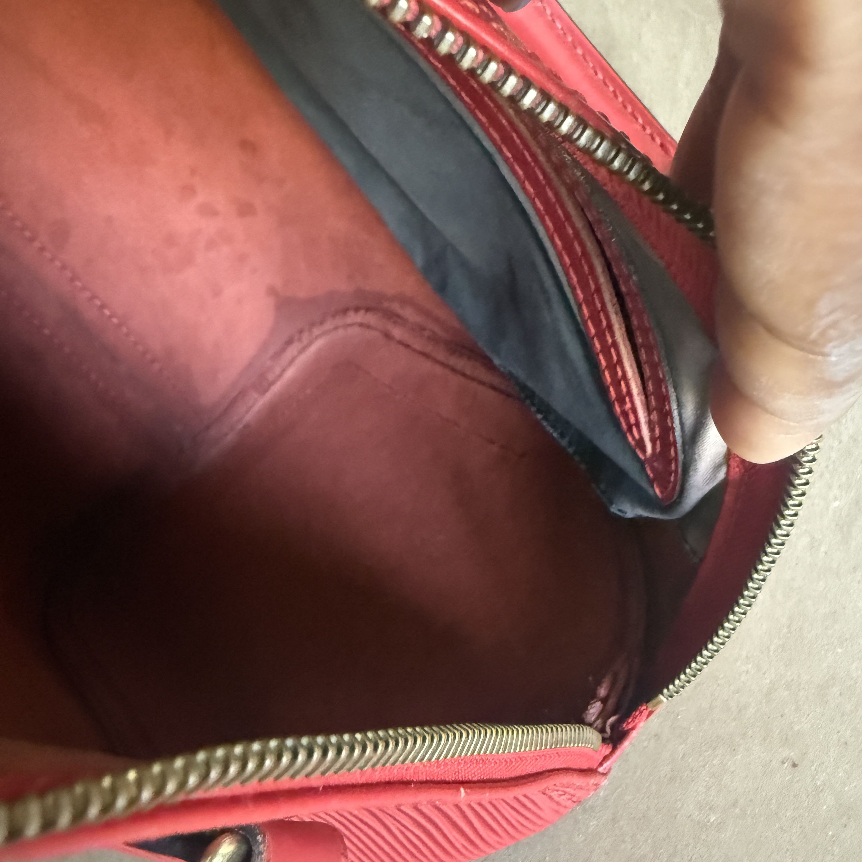 Louis Vuitton Louis Vuitton Speedy 25 in Epi Leather Size ONE SIZE - 17 Thumbnail
