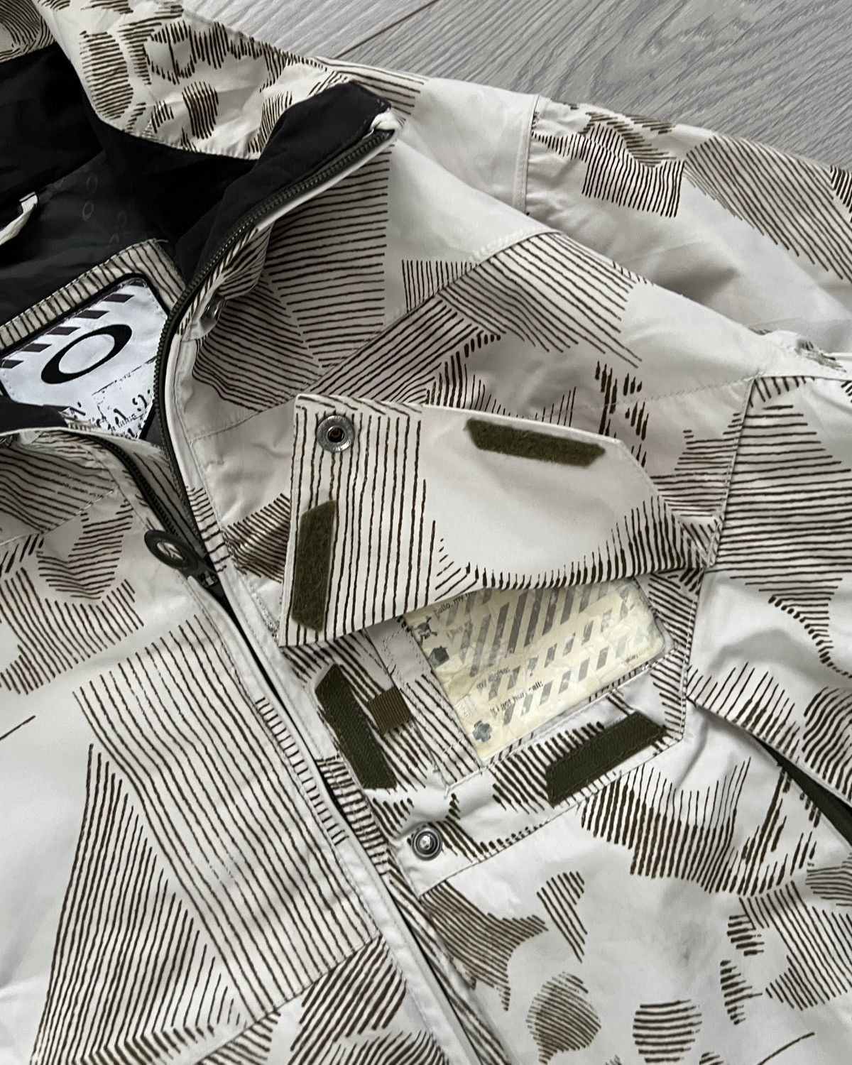 Oakley Oakley FW2008 Flasher Pocket Waterproof Vent Jacket Size US M / EU 48-50 / 2 - 3 Thumbnail