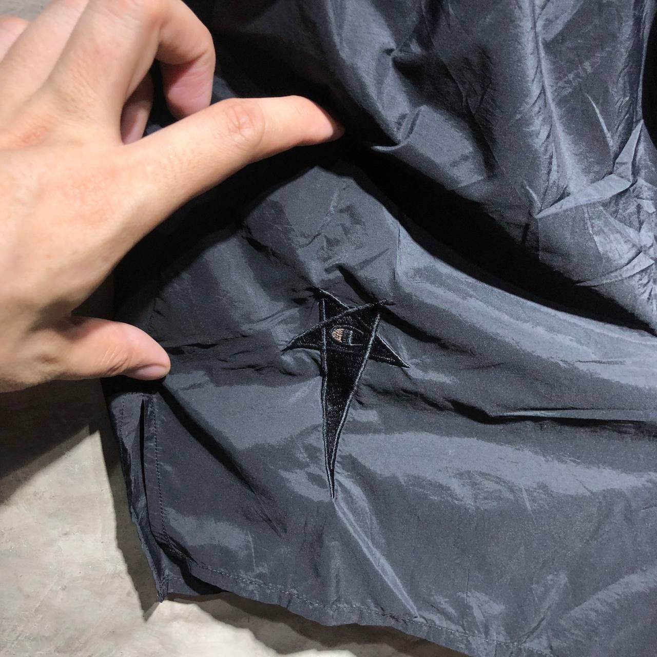 Champion × Rick Owens Rick Owens x Champion Dolphin Nylon Boxer Shorts Size 30" / US 8 / IT 44 - 5 Thumbnail