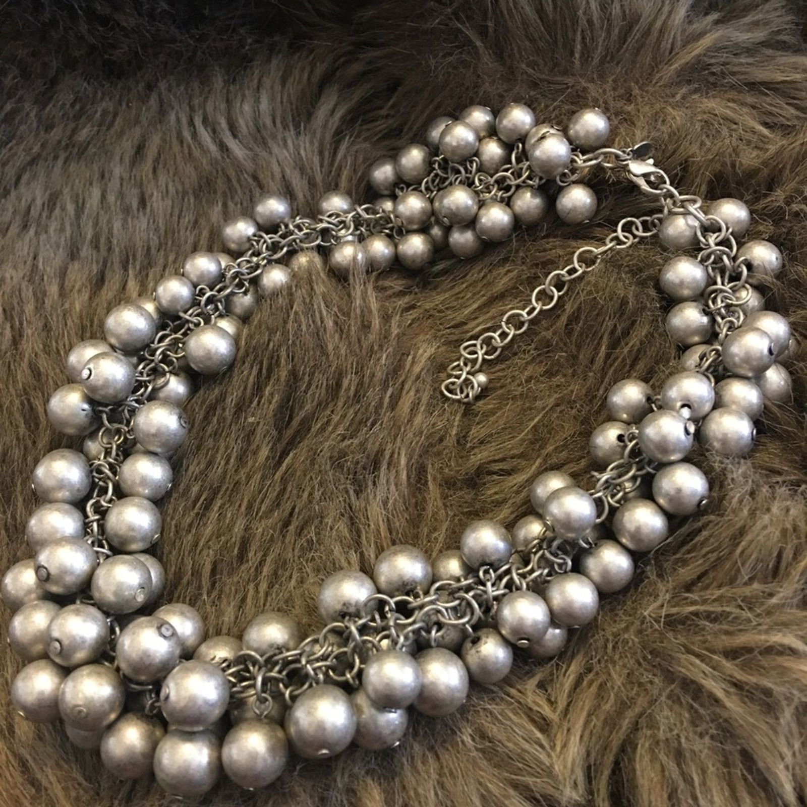 Jewelry Premier Design matte silver pearl cluster necklace Size ONE SIZE - 6 Thumbnail