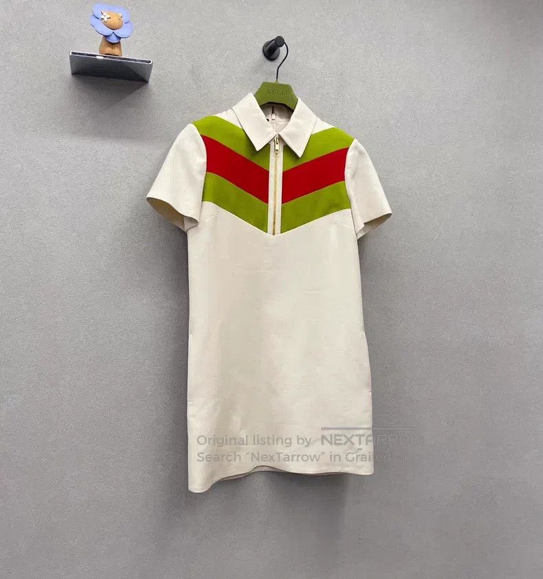 Gucci Gucci Short-sleeved dress with webbing polo collar Size XS / US 0-2 / IT 36-38 - 3 Thumbnail