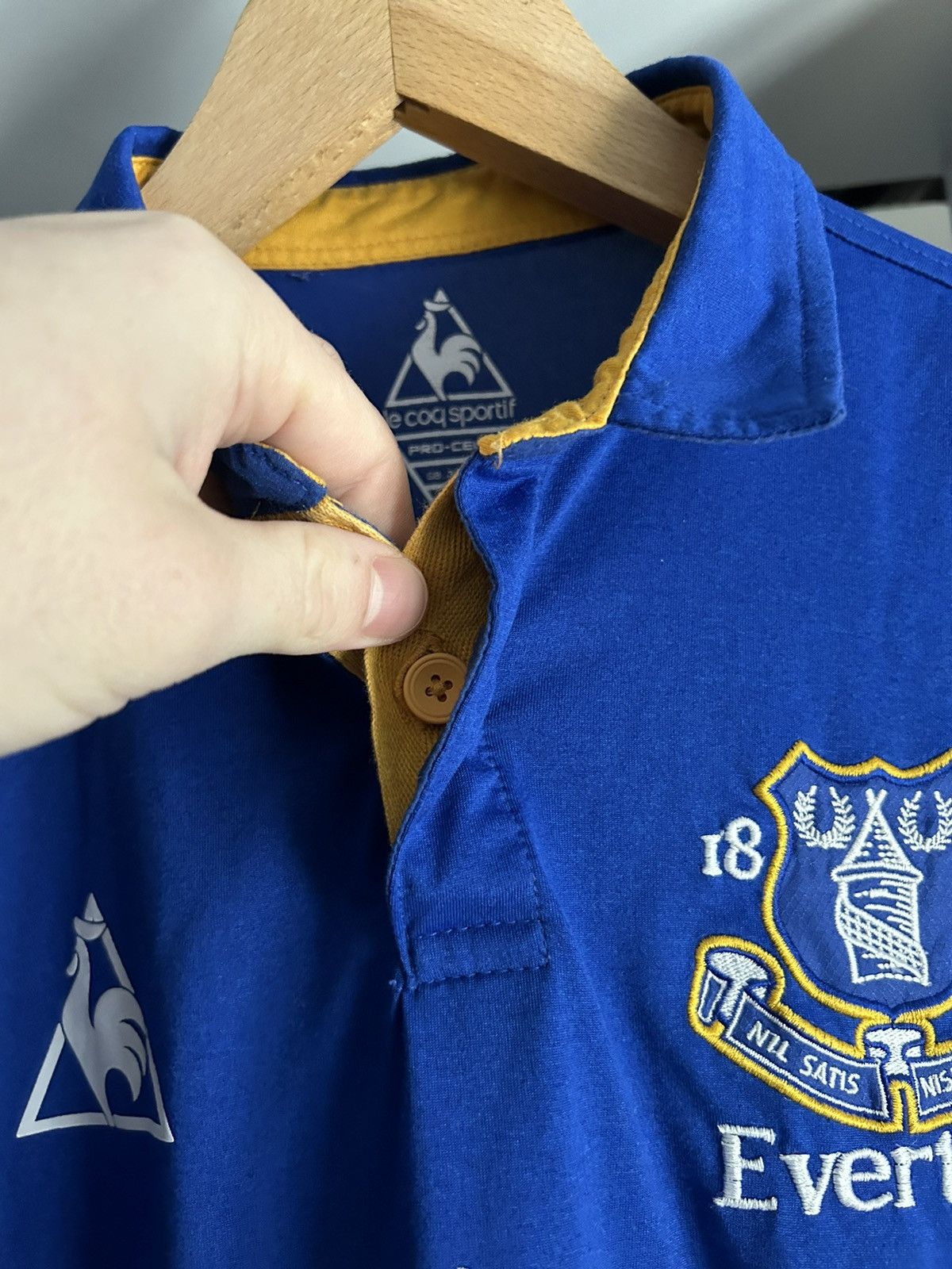 Le Coq Sportif × Vintage Everton Le coq sportif Home 2011 football shirt jersey Size US S / EU 44-46 / 1 - 5 Thumbnail
