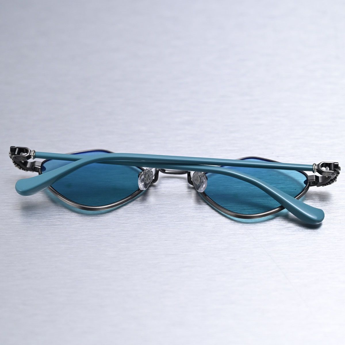 Chrome Hearts CHROME HEARTS DIAMOND DOG PEWTER TEAL SUNGLASSES Size ONE SIZE - 11 Thumbnail