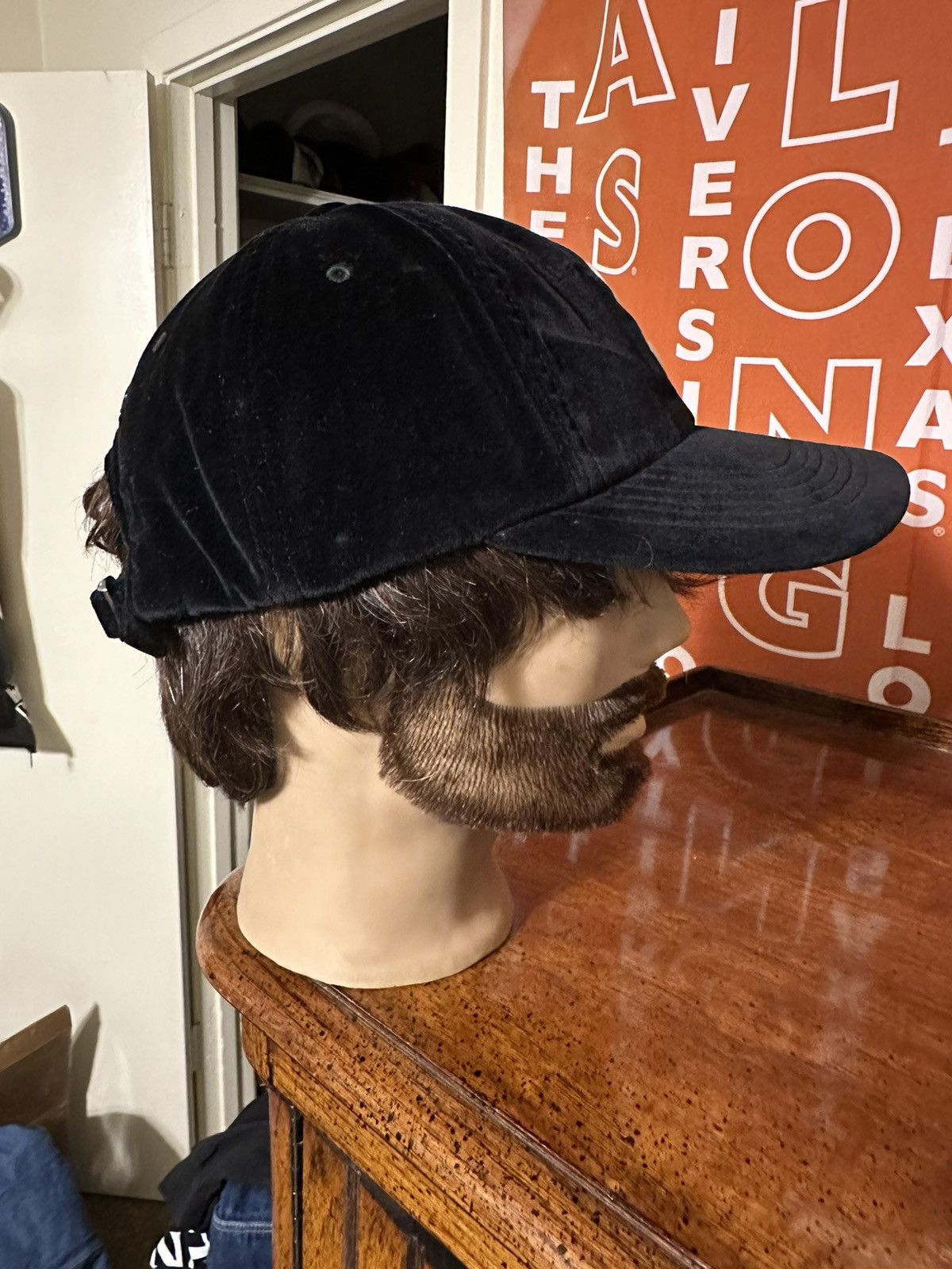 Supreme × Vintage Vintage Supreme Velet S logo 6-Panel “black” hat 2020 Size ONE SIZE - 3 Thumbnail