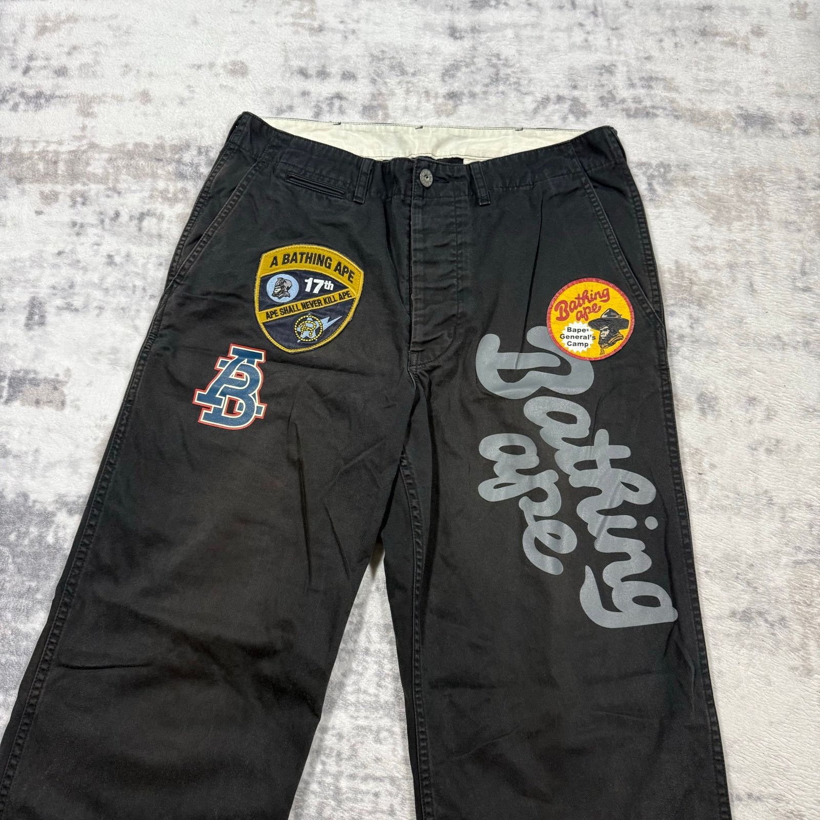 Bape × Nigo Authentic Bape 2000’s Patch Logo Chino Pants 32 Size US 32 / EU 48 - 2 Thumbnail