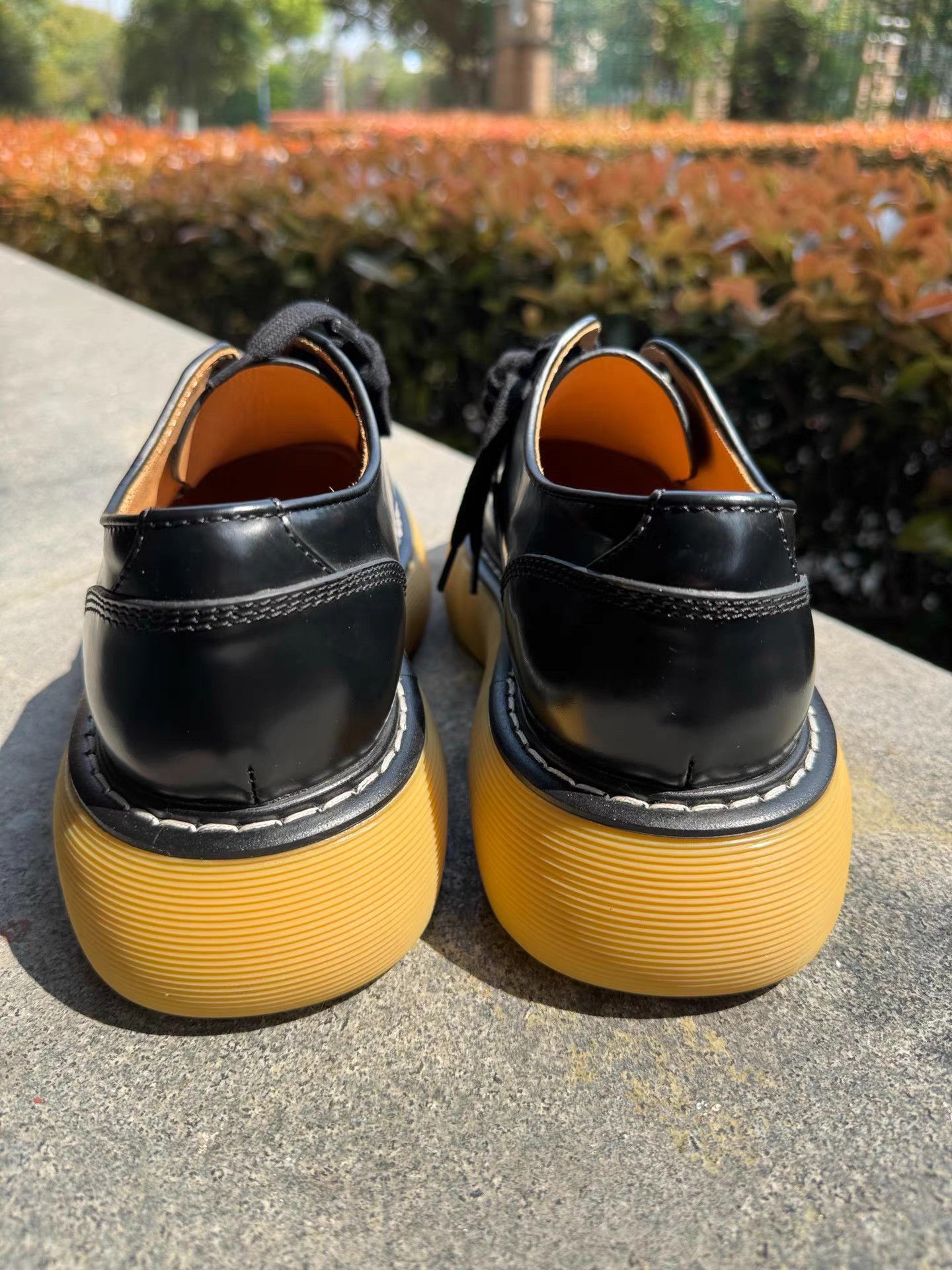 Bottega Veneta Bottega Veneta Yellow Sole Round-Toe Martin Boots K6 Size US 6 / EU 39 - 6 Thumbnail
