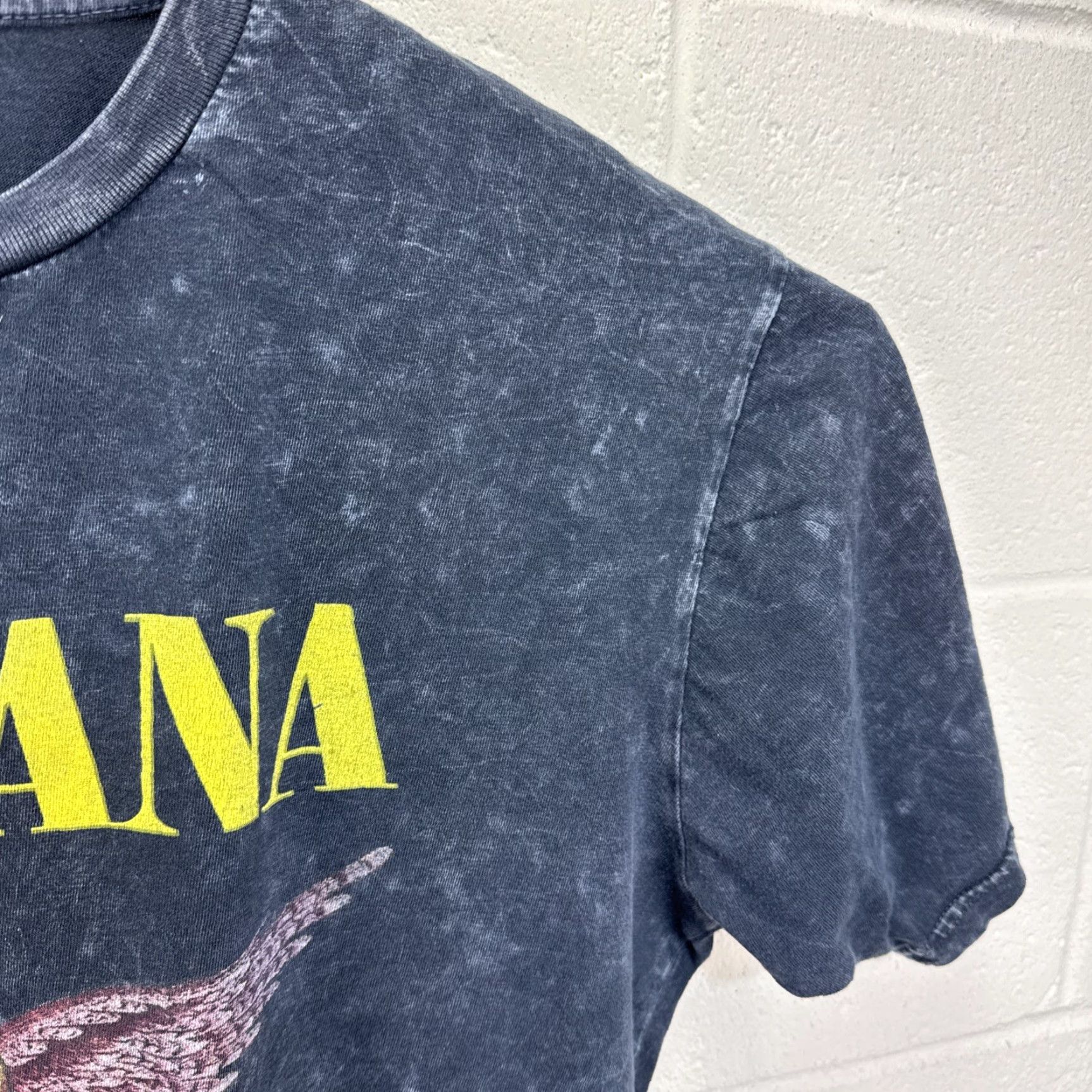 Vintage Vintage Nirvana T Shirt Black Large Acid Wash Faded In Utero Spellout Graphic Print Crew Neck Short Sleeve Logo Accent Men Size US L / EU 52-54 / 3 - 5 Thumbnail