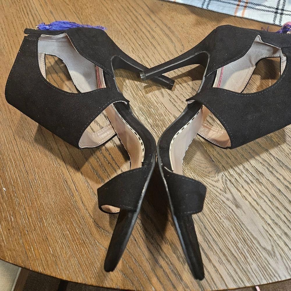 Designer Stylish Black Suede Heeled Sandals with Purple Tassels Size US 10 / IT 40 - 2 Thumbnail