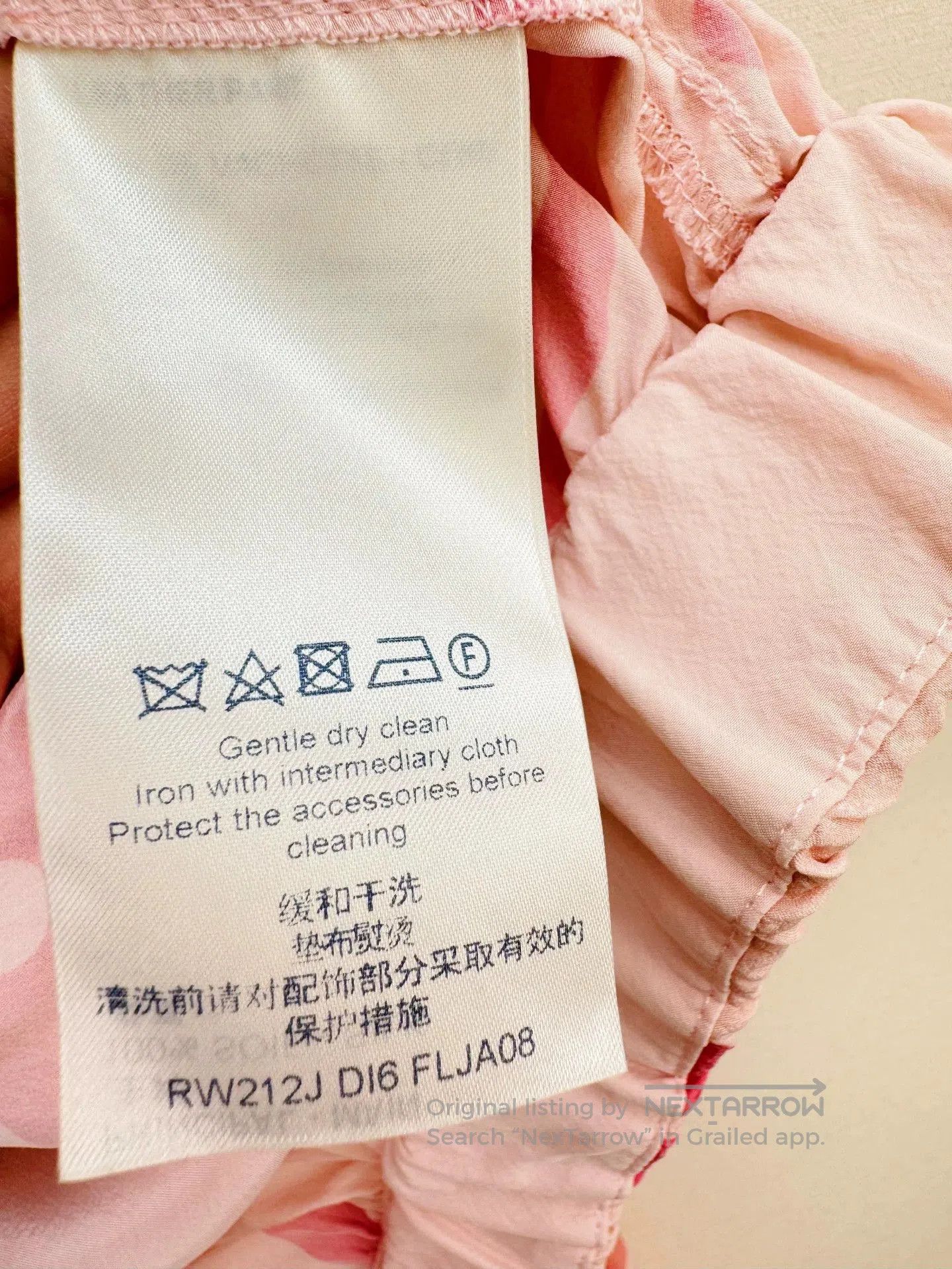 Louis Vuitton Louis Vuitton Pink Monogram Windbreaker Jacket. Size US XS / EU 42 / 0 - 5 Thumbnail