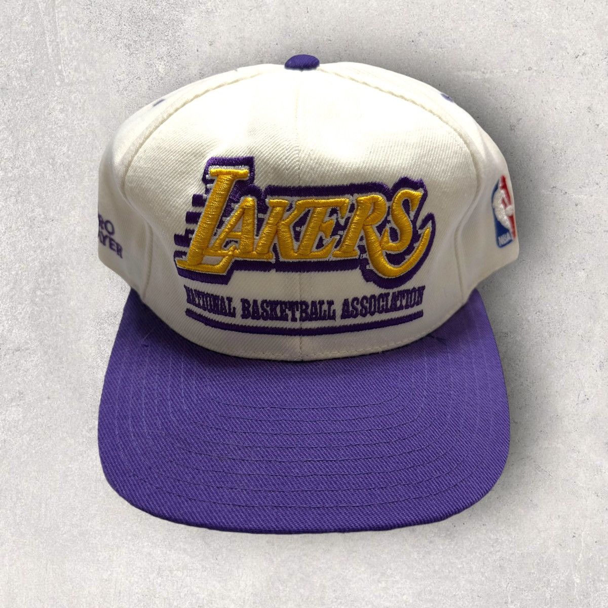 NBA × Pro Player × Vintage Vintage Los Angeles Lakers hat Size ONE SIZE - 1 Thumbnail
