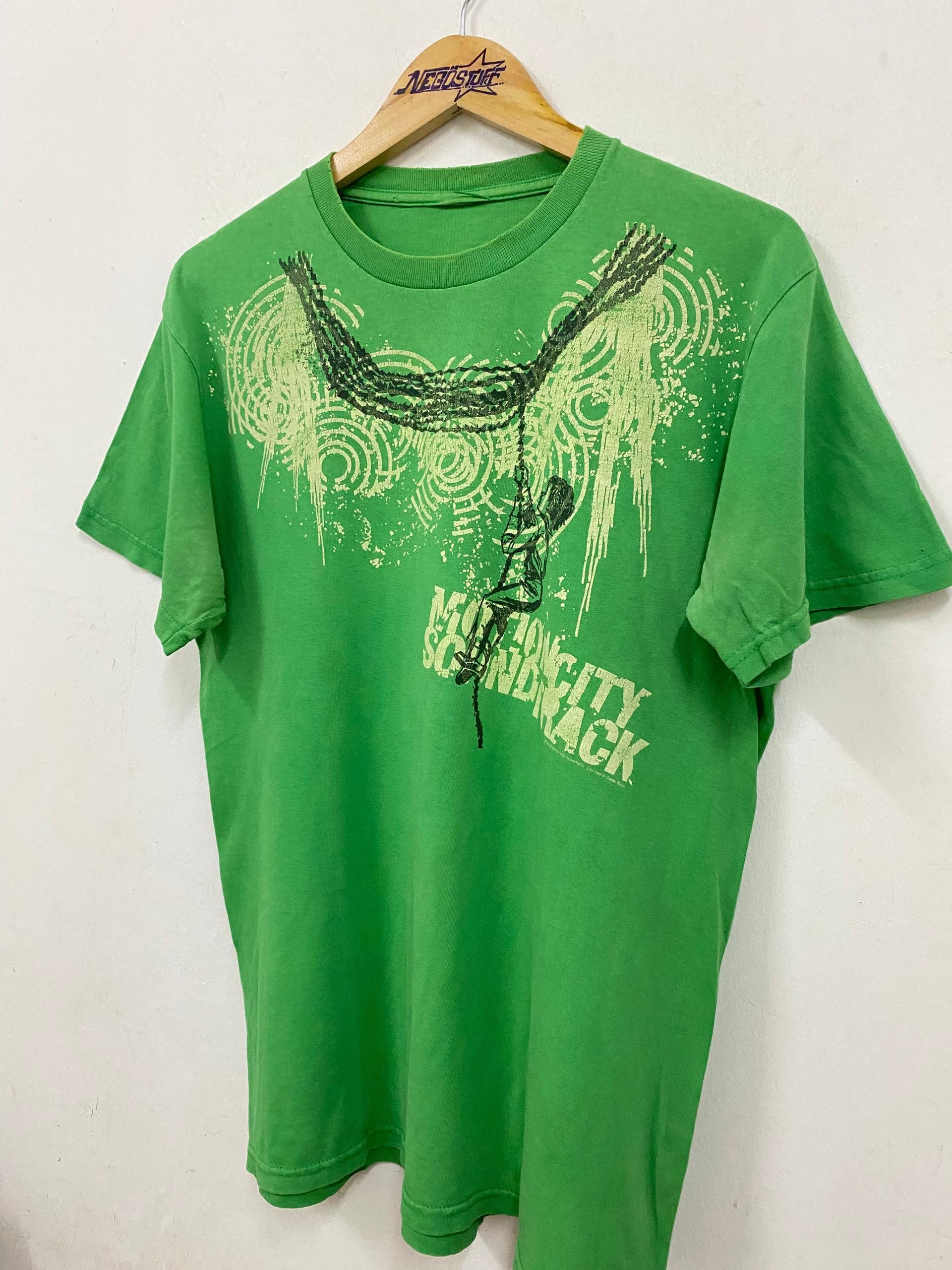 Band Tees VTG 2005 Motion City Soundtrack Band distressed promo tee Size US M / EU 48-50 / 2 - 4 Thumbnail
