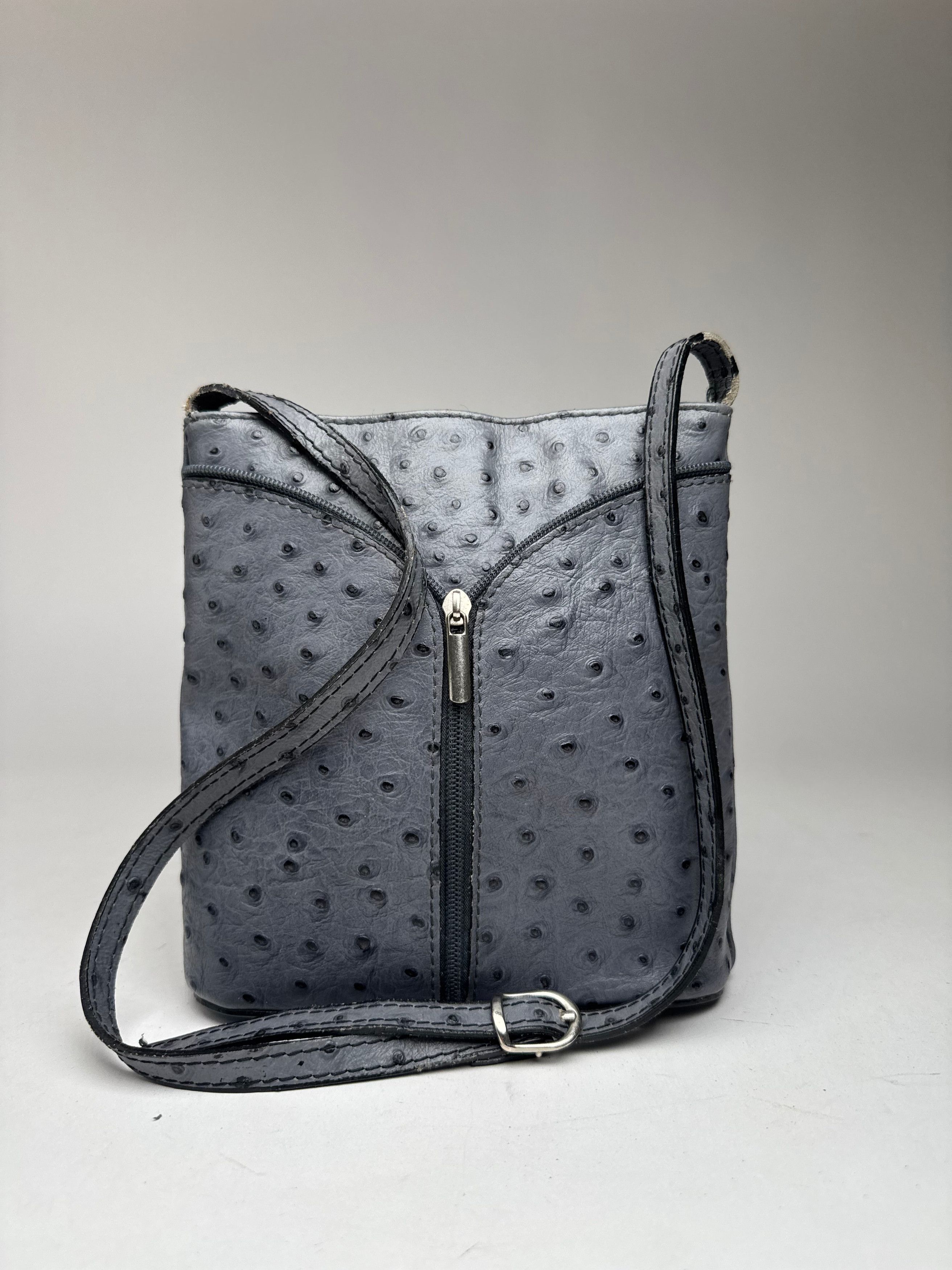 Genuine Leather Vintage Ostrich Leather shoulder Bag Grey Size ONE SIZE - 1 Thumbnail