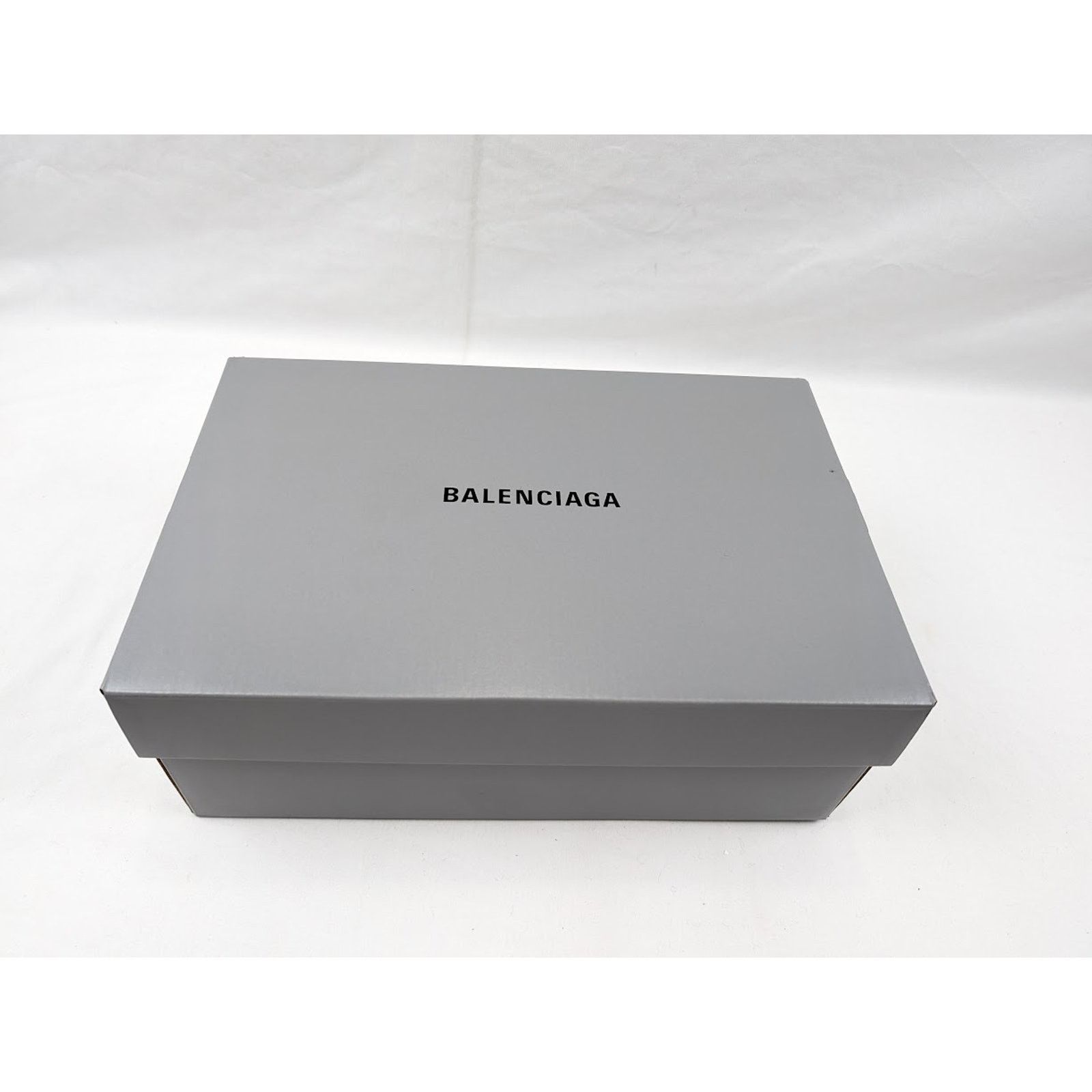 Balenciaga o1rshd1 Q:3 / Paris Low-Top Sneakers in White Size US 9 / EU 42 - 23 Thumbnail