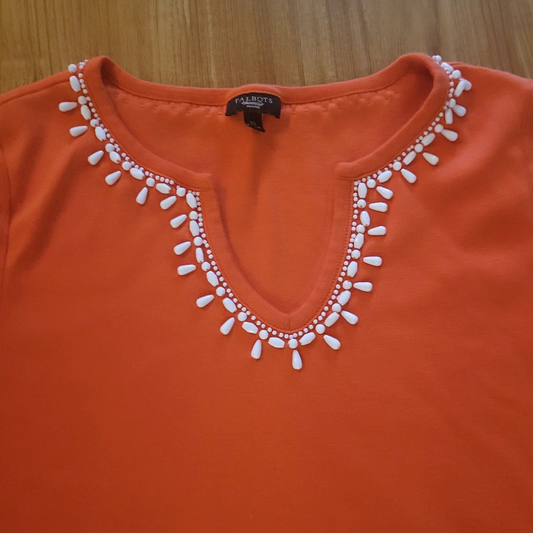 Talbots Talbots Blouse Shirt Womens XL Orange White Beaded Neckline V-Neck Short Sleeve Casual Jersey Cotton Shirt Size XL / US 12-14 / IT 48-50 - 3 Thumbnail