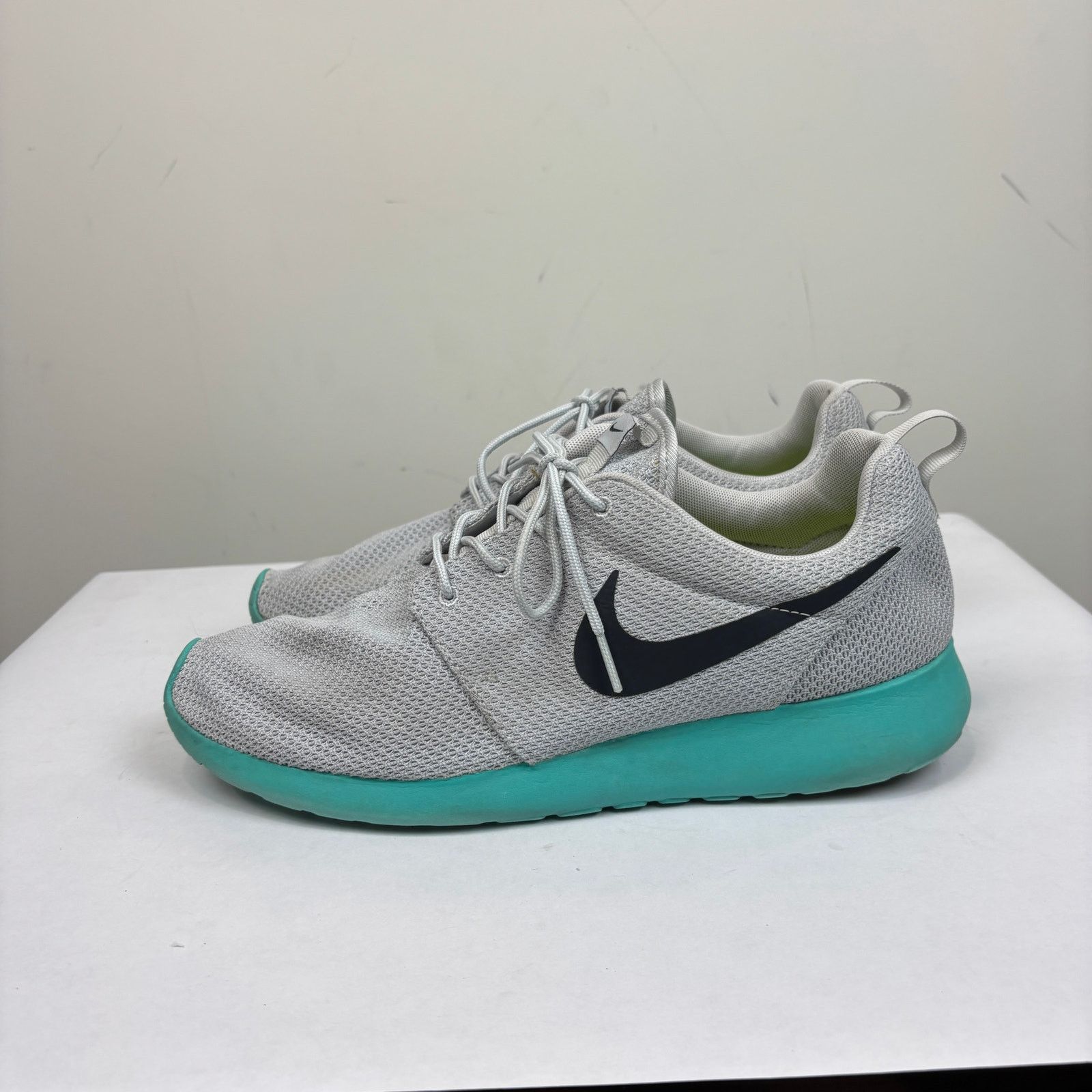 Nike Nike Roshe Run Calypso Running Walking Sneakers Men's 11 Size US 11 / EU 44 - 5 Thumbnail