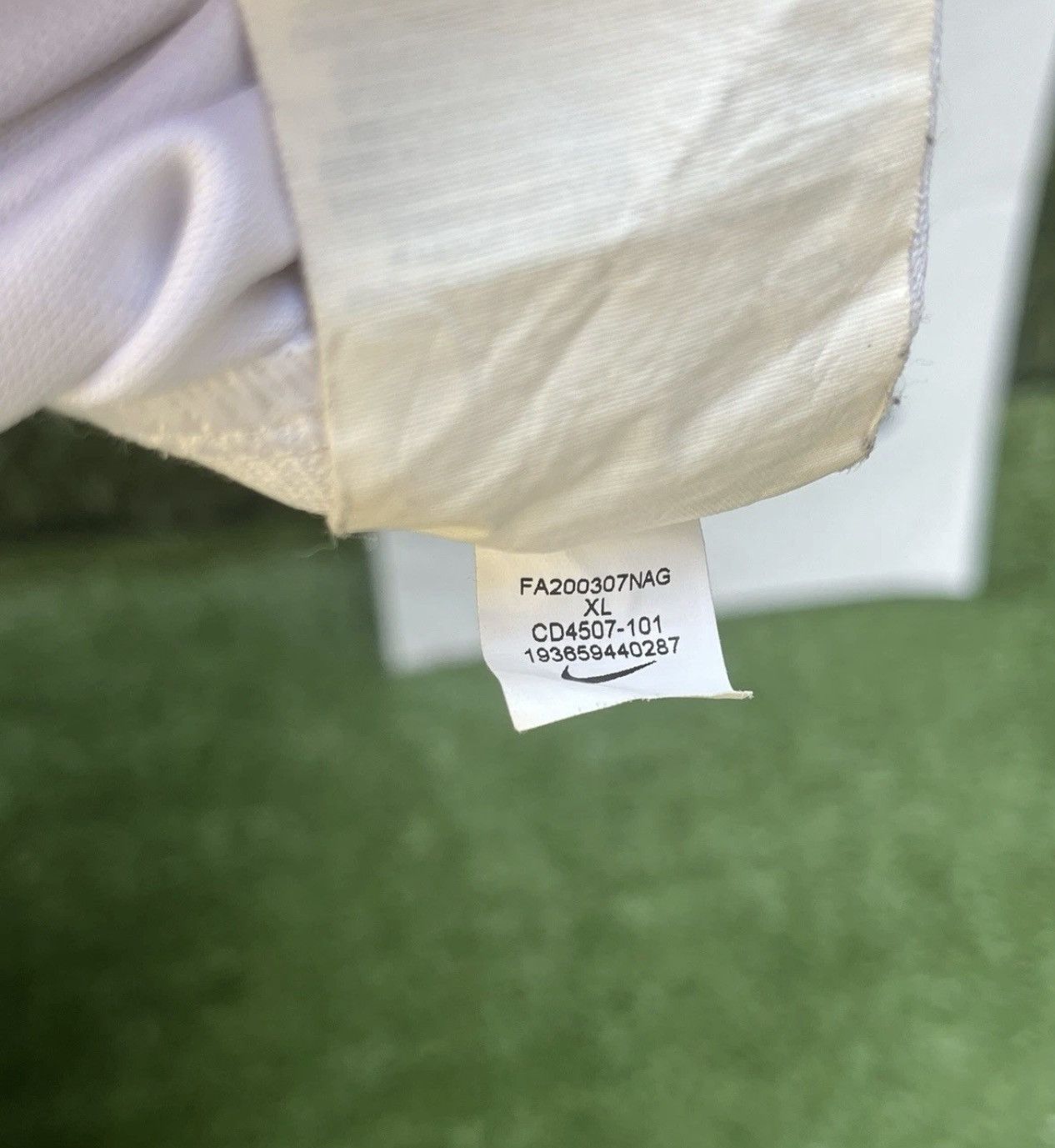 Nike Mbappe jersey psg Size US XS / EU 42 / 0 - 12 Thumbnail