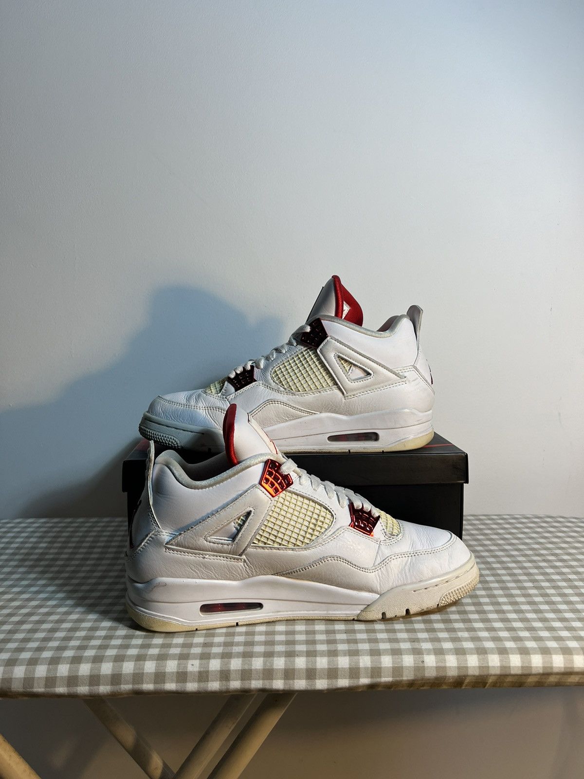 Jordan Brand Jordan 4 Red Metallic Size US 10 / EU 43 - 3 Thumbnail