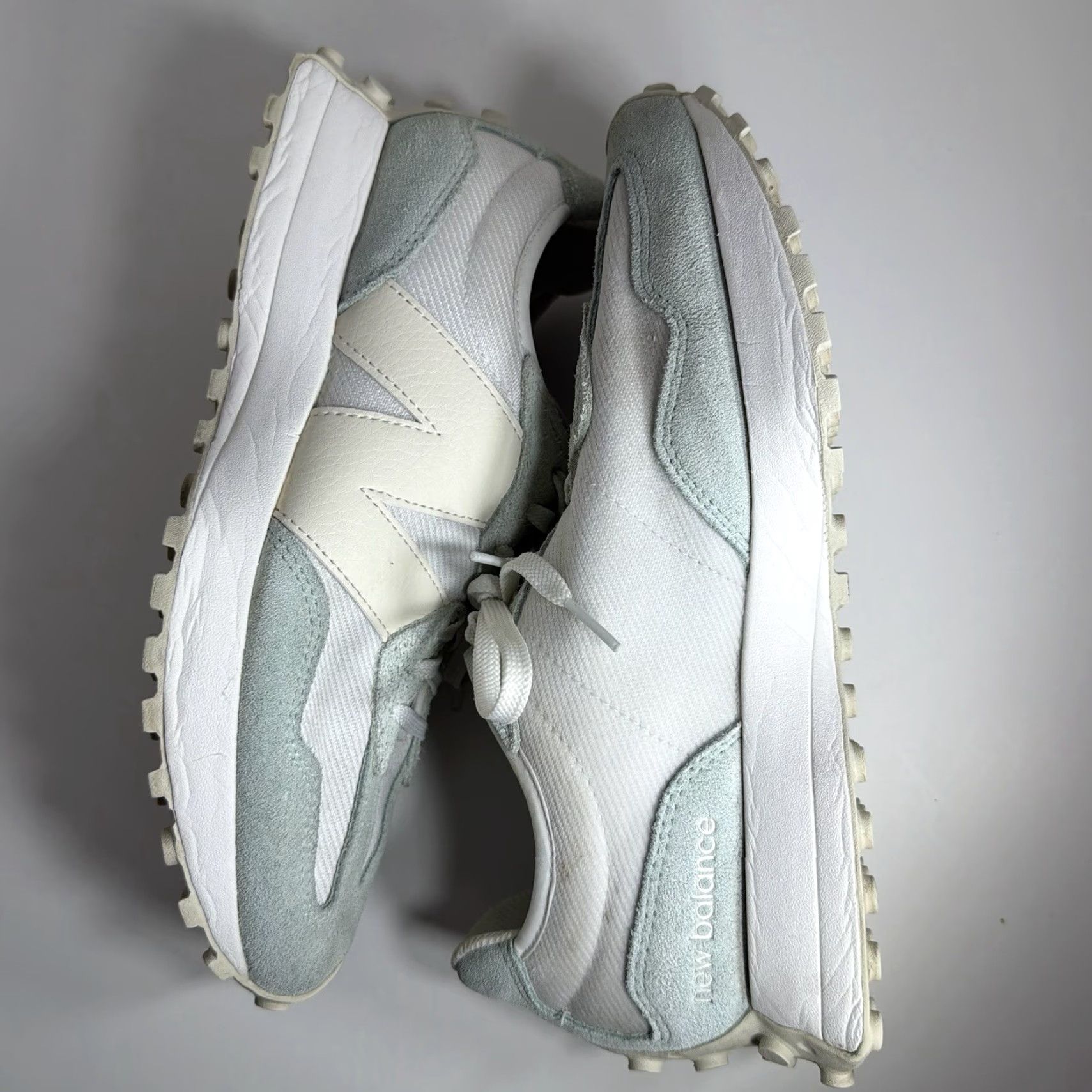 New Balance New Balance 327 Women’s 10 W Mint Green White Low Top Casual Sneakers Size L / US 10 / IT 46 - 6 Thumbnail