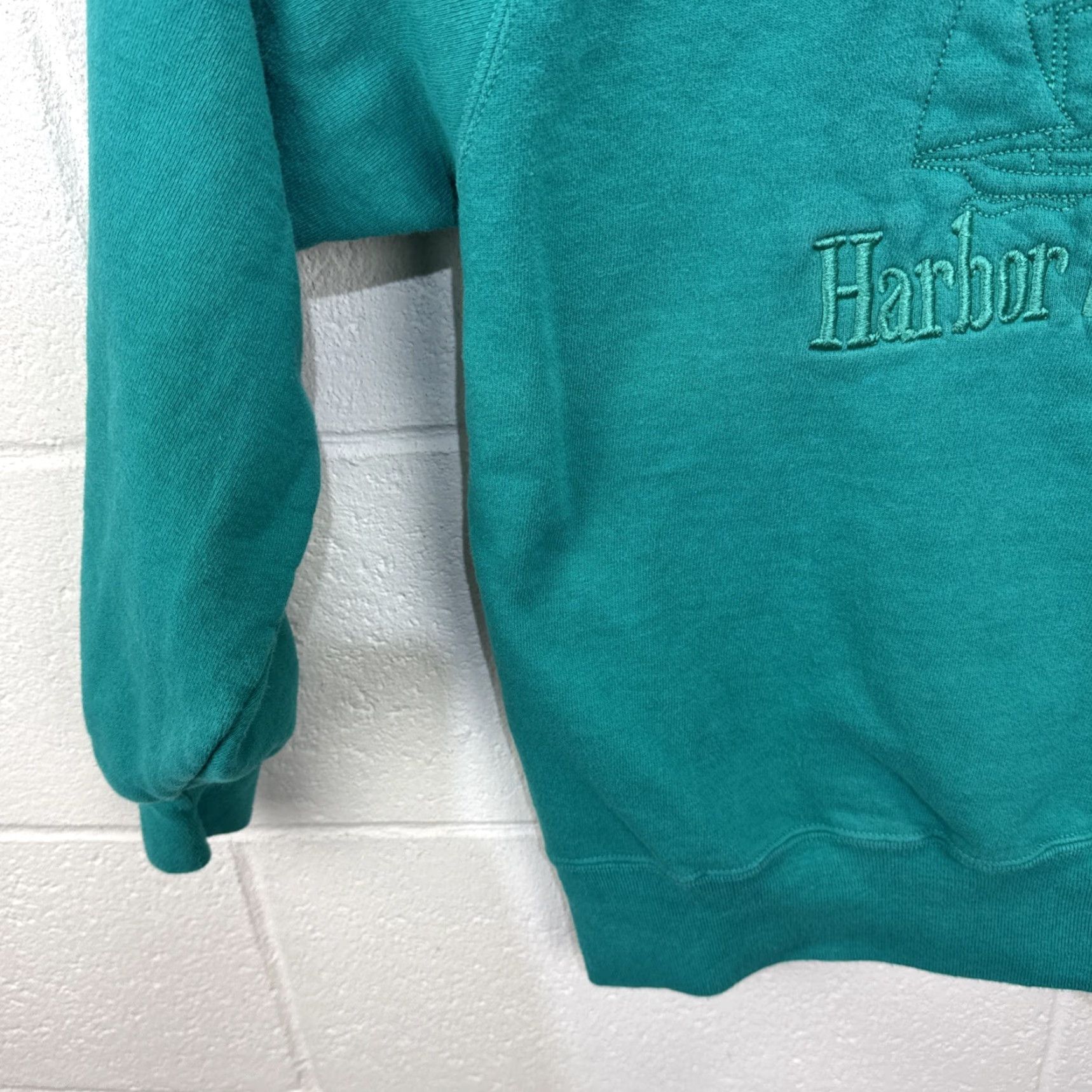 Champion VINTAGE Champion Sweatshirt Main Selling Point: Harbor Springs Michigan Green Teal Embroidered 90s Sweatshirt Men L Crew Neck Pullover All Seasons Size US L / EU 52-54 / 3 - 7 Thumbnail