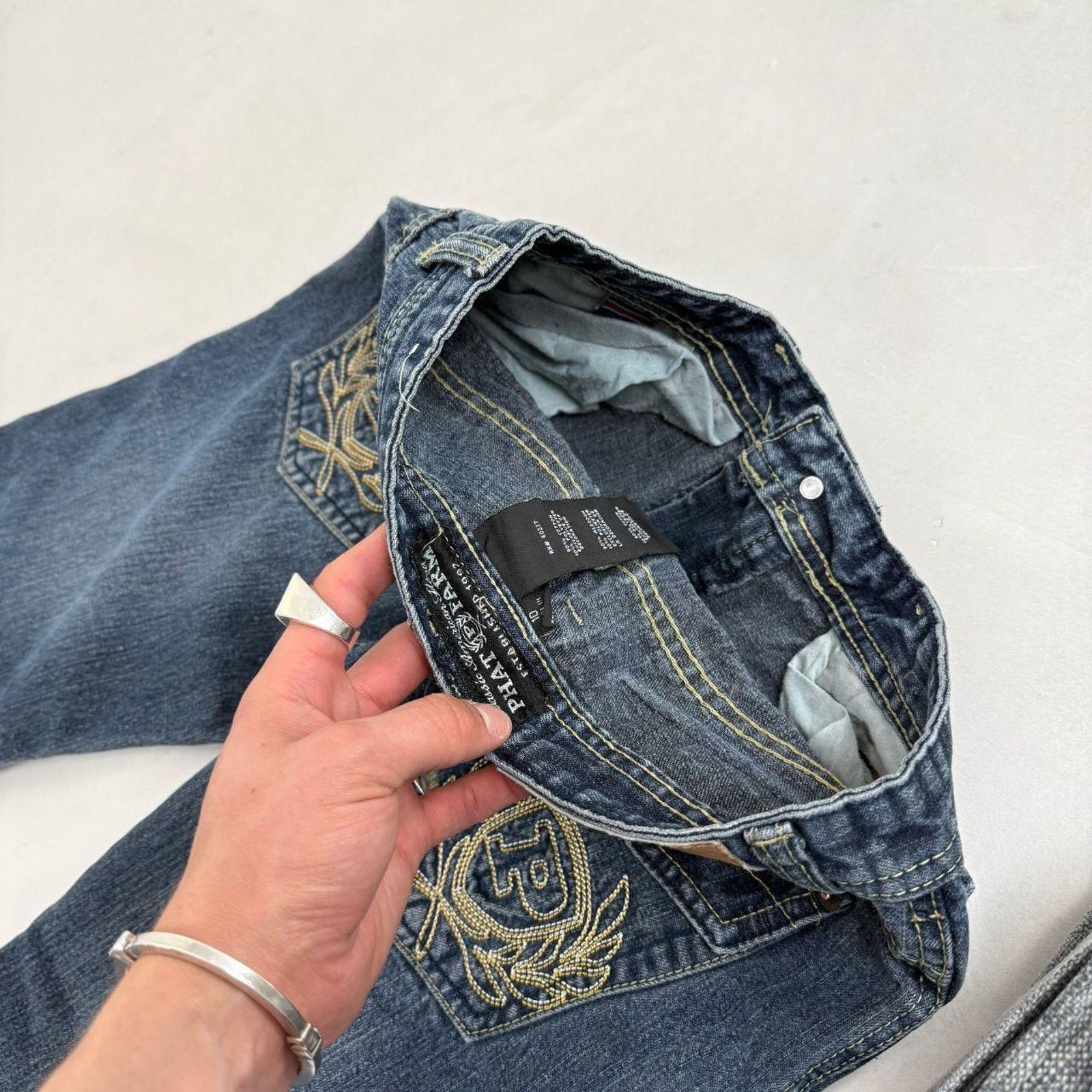 JNCO × Phat Farm × Vintage Vintage y2k embroidered faded archive phat farm baggy jeans Size US 26 / EU 42 - 6 Thumbnail
