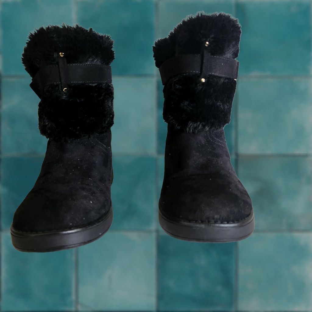 Guess G by Guess Gallion Boots Mid-Calf Womens US 7M Black Faux Fur Lined Fur Trim Medallion Logo Winter Boot Size US 7 / IT 37 - 1 Thumbnail