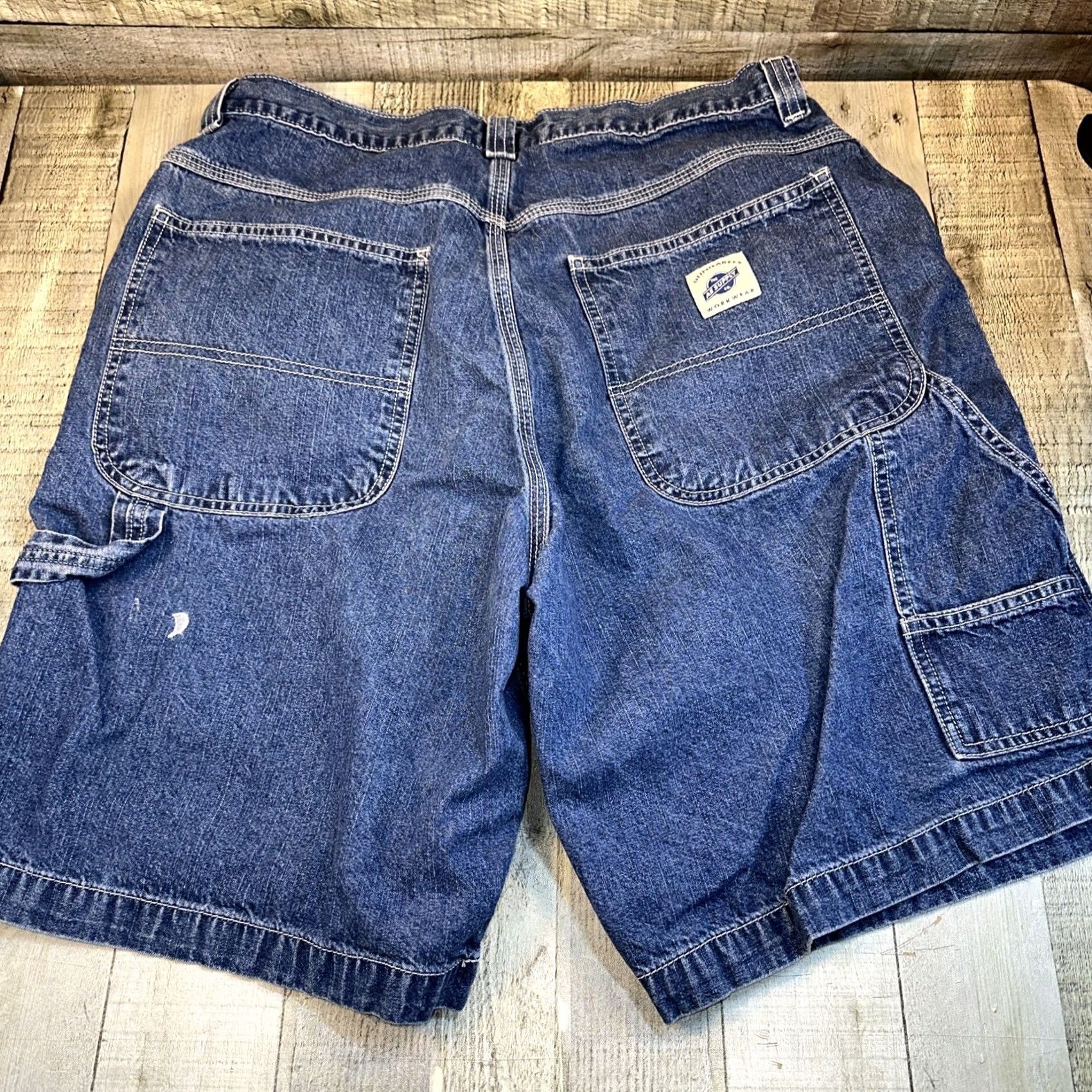 American Eagle Outfitters VINTAGE American Eagle Outfitters Dungarees Carpenter Shorts Men 34 Blue 90s Jeans Boys? Size US 34 / EU 50 - 4 Thumbnail