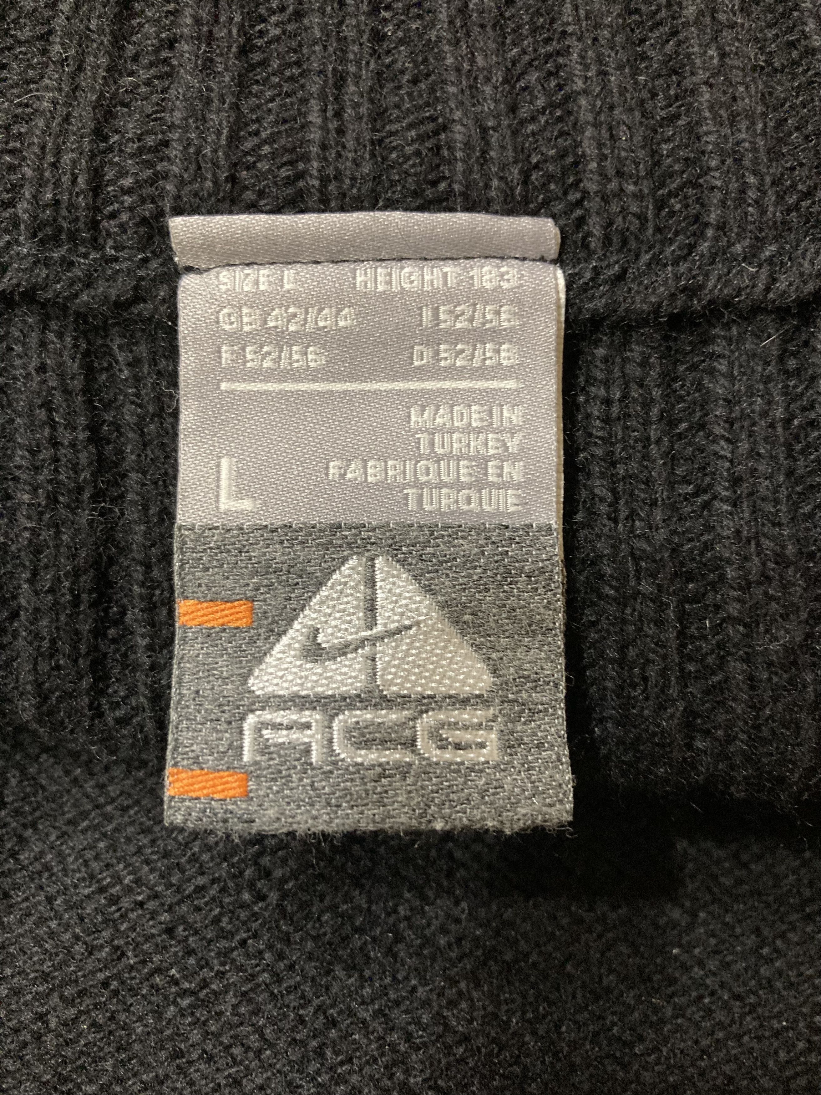 Nike ACG Vintage Nike ACG Full Zip Wool Black Sweater Size US L / EU 52-54 / 3 - 3 Thumbnail