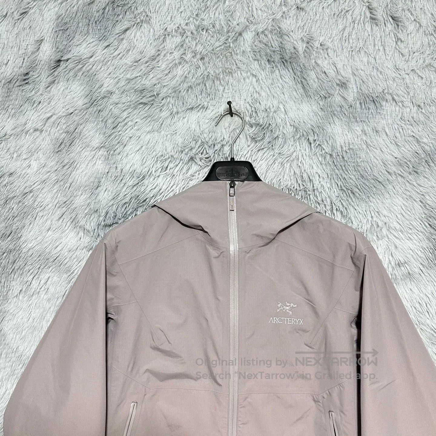 Arc'teryx Arcteryx Zeta SL Jacket in Light Purple. Size US L / EU 52-54 / 3 - 3 Thumbnail