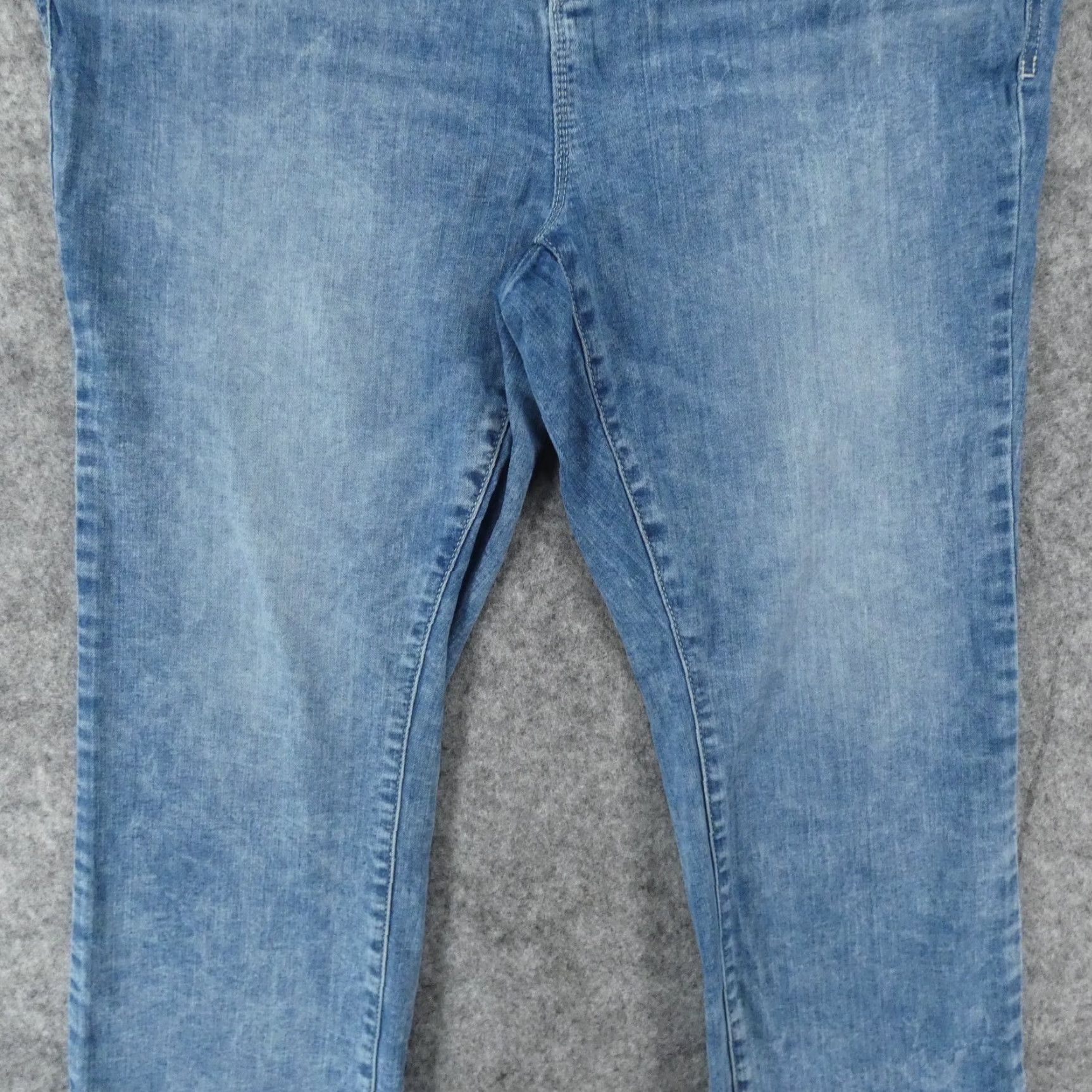 Torrid VINTAGE-NO Size 40" / US 18 - 4 Thumbnail