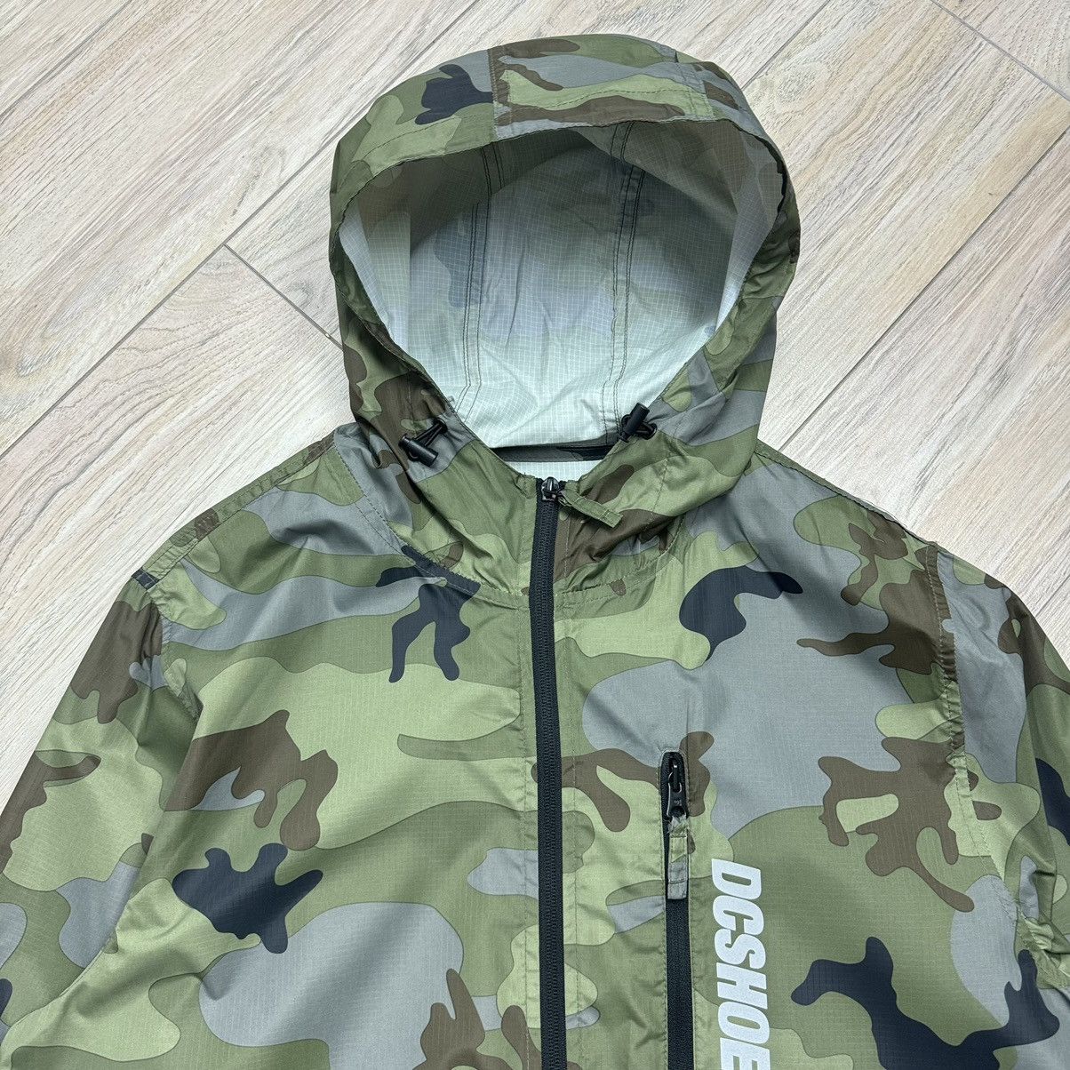 DC Crazy DC Shoes Camo Packable Light Skater Jacket Size US M / EU 48-50 / 2 - 4 Thumbnail