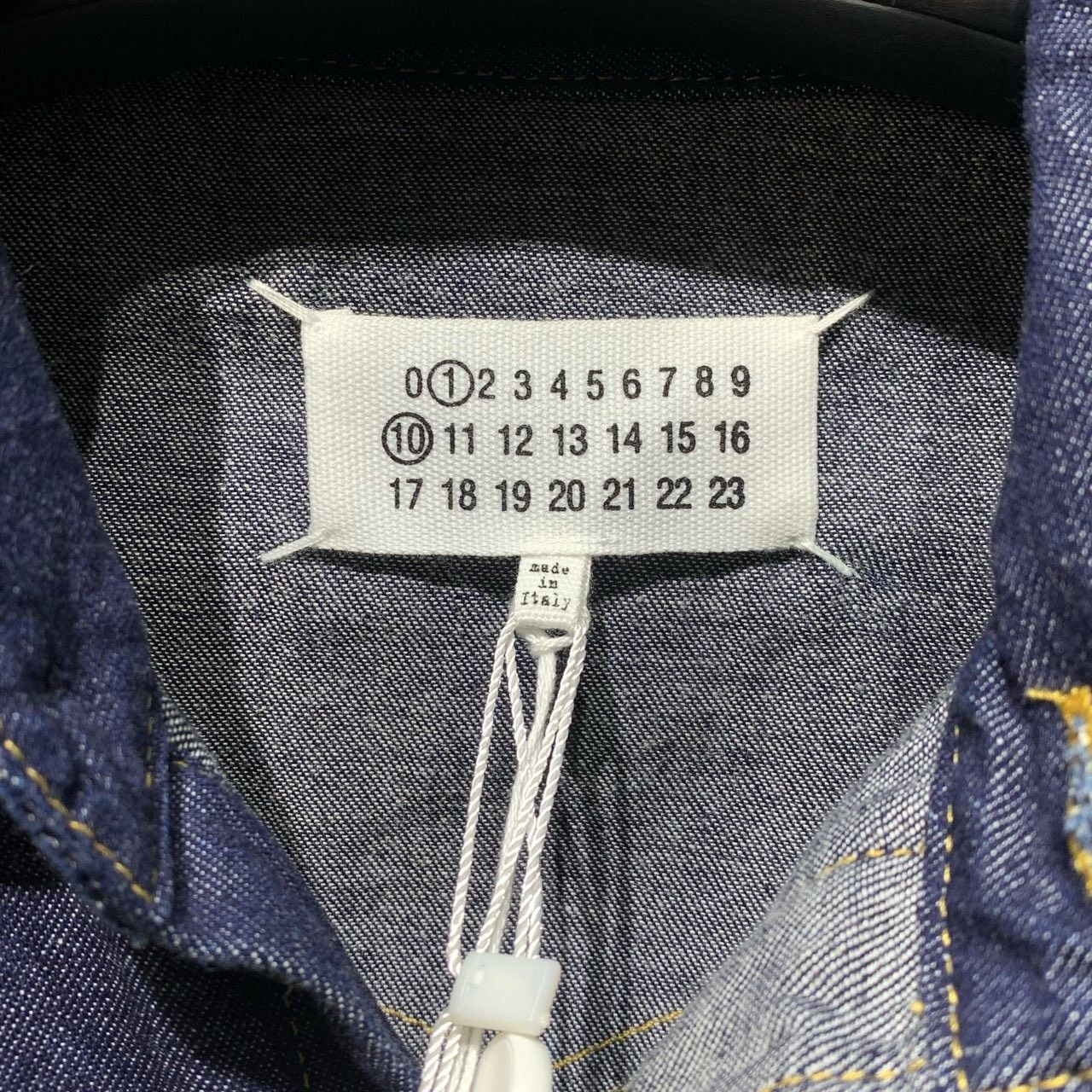 Maison Margiela Maison Margiela Size 39 Solid color denim shirt 2501-Nextar Size US XXS / EU 40 - 3 Thumbnail