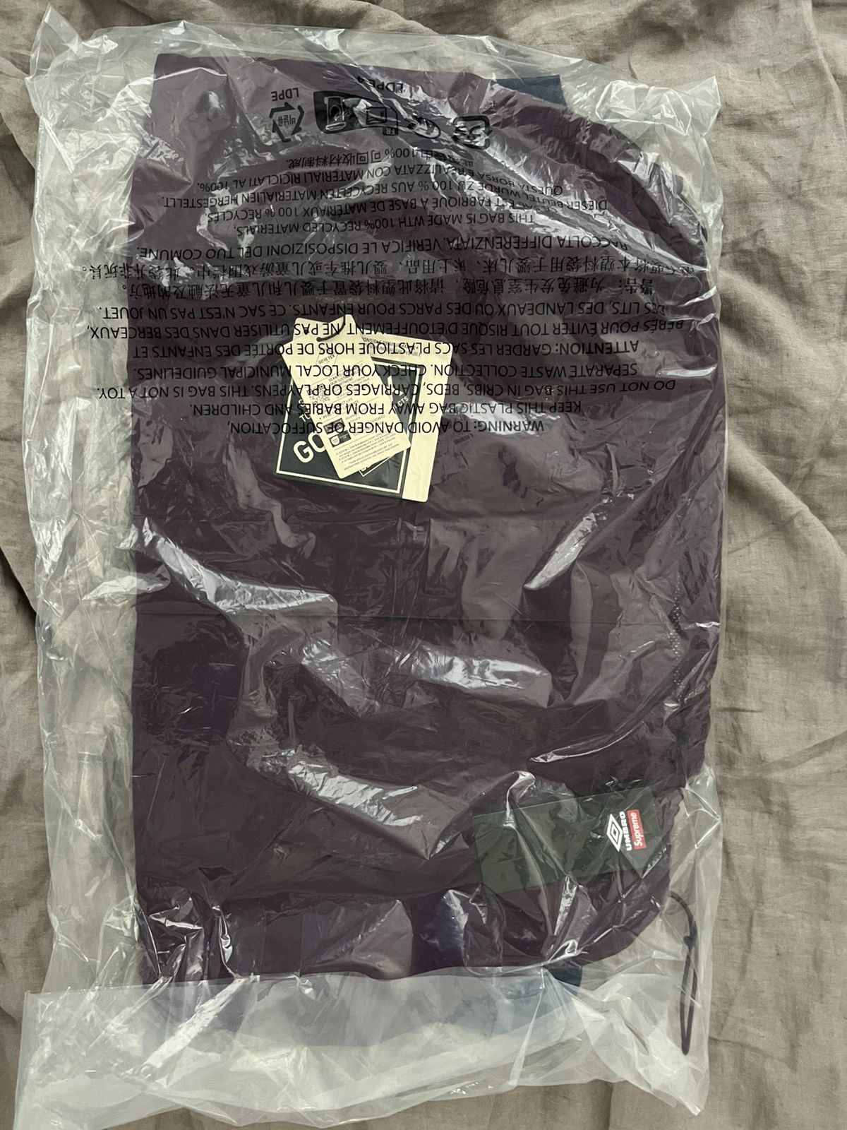 Supreme × Umbro Supreme x Umbro GORE-TEX Hooded Jacket Purple Medium Size US M / EU 48-50 / 2 - 8 Thumbnail