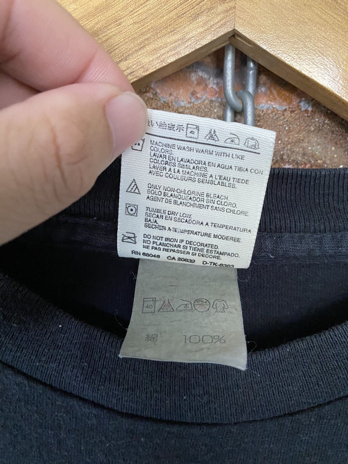 Japanese Brand 1990s Anvil N4 Japan Now Into a real World camo tee Size US M / EU 48-50 / 2 - 10 Thumbnail