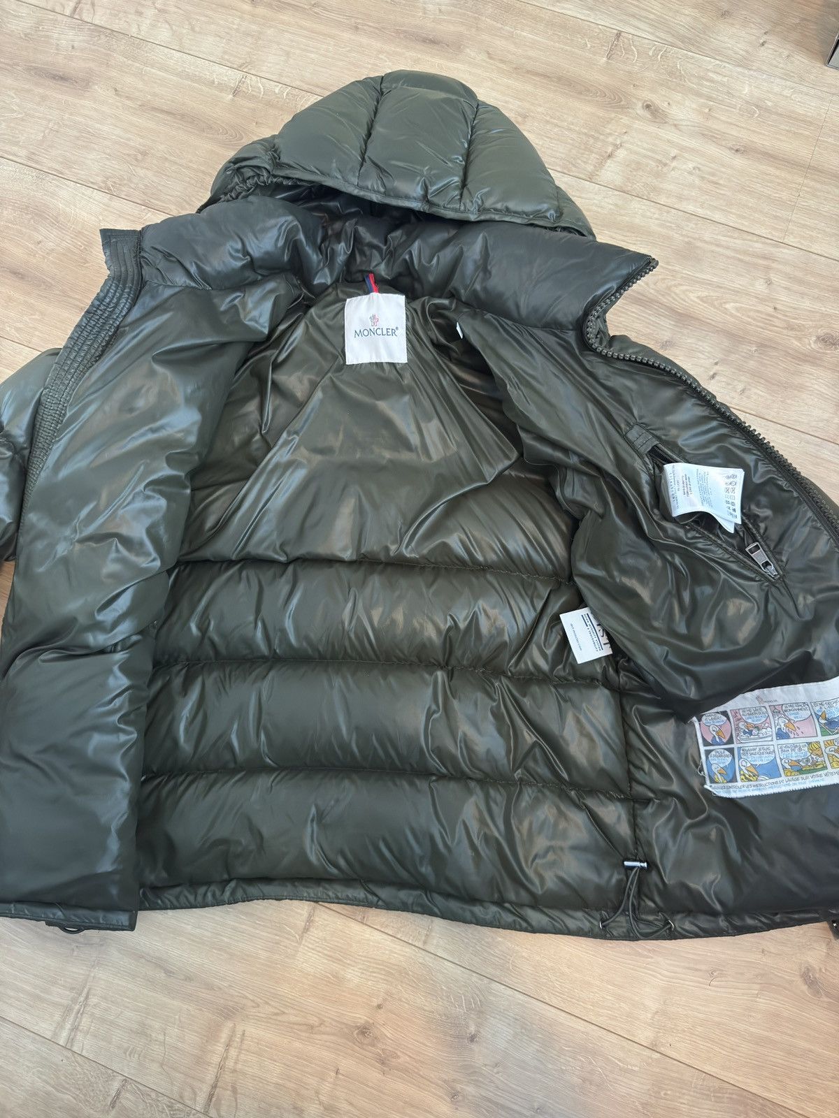 Moncler Moncler maya jacket size 2 army green Size US S / EU 44-46 / 1 - 10 Thumbnail