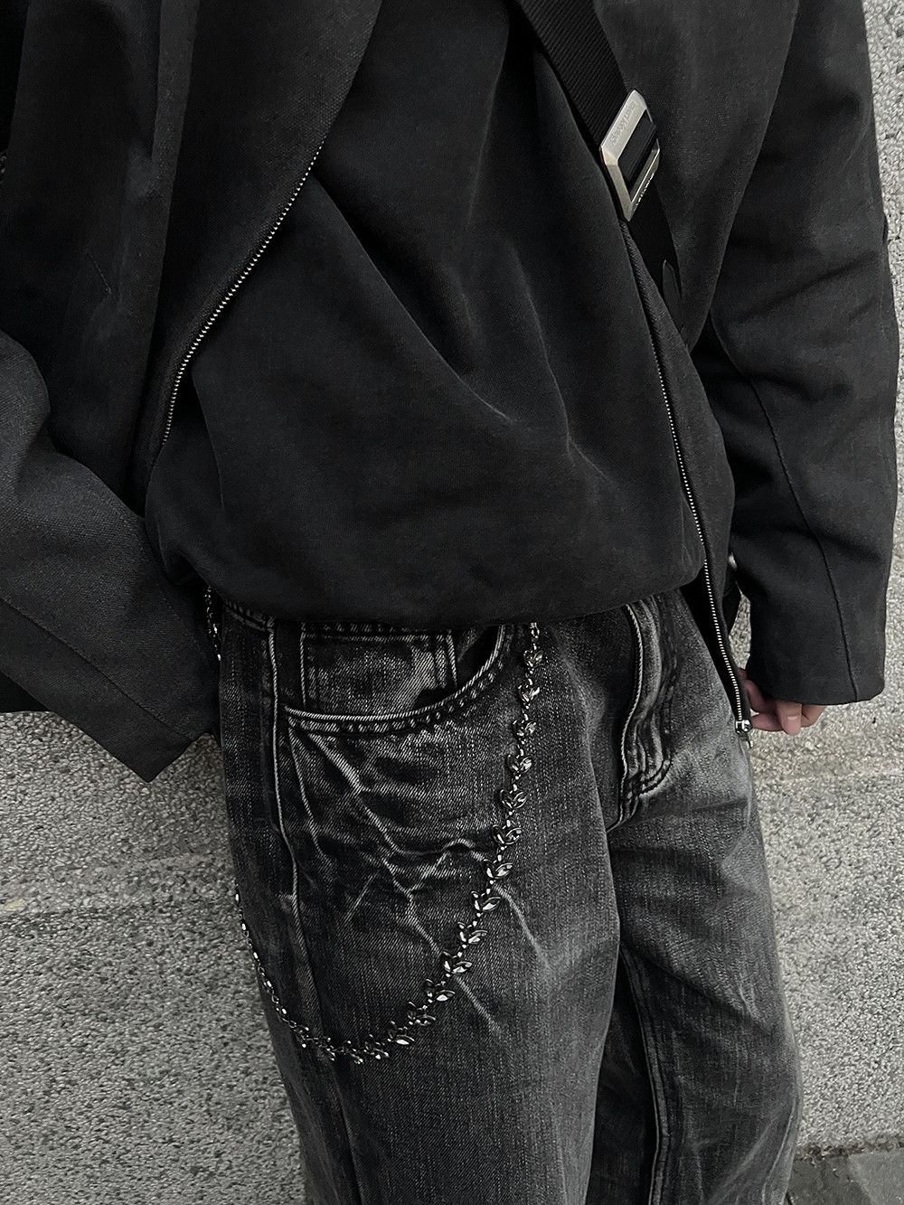 Jewelry Leaf Chain Wallet, Belt Chain Size ONE SIZE - 3 Thumbnail