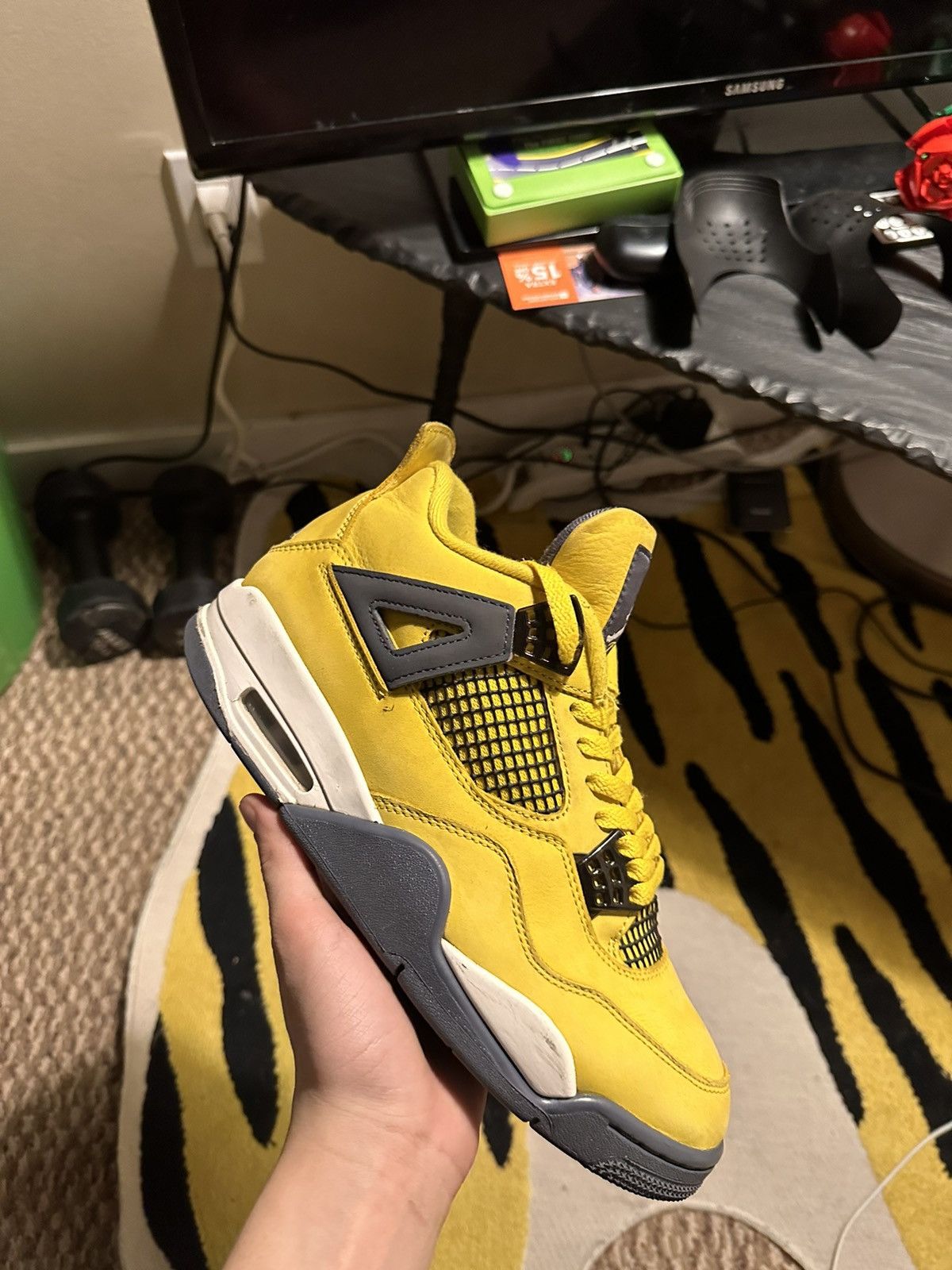 image of Jordan Nike Jordan 4 Lightning Shoes in Yellow, Men's (Size 9)