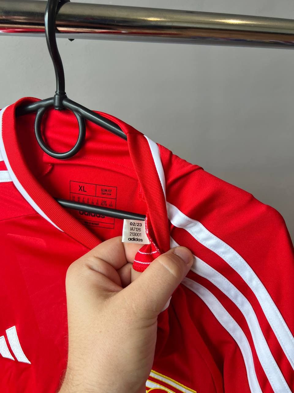 Adidas 2023/24 UNION BERLIN HOME SOCCER FOOTBALL JERSEY ADIDAS XL Size US XL / EU 56 / 4 - 10 Thumbnail