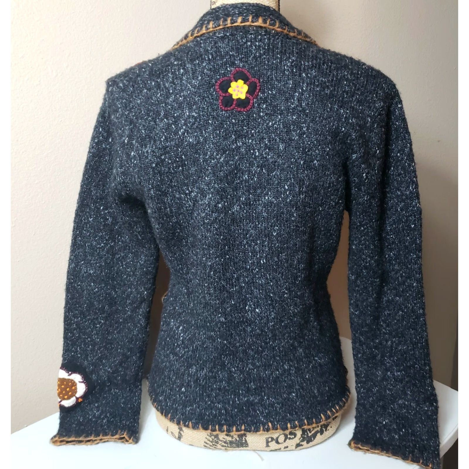Vintage Relais Mohair Blend Floral Applique Sweater 2 Button Blazer Size S Women Gray Long Sleeve Embroidered Bohemian Size S / US 4 / IT 40 - 2 Thumbnail